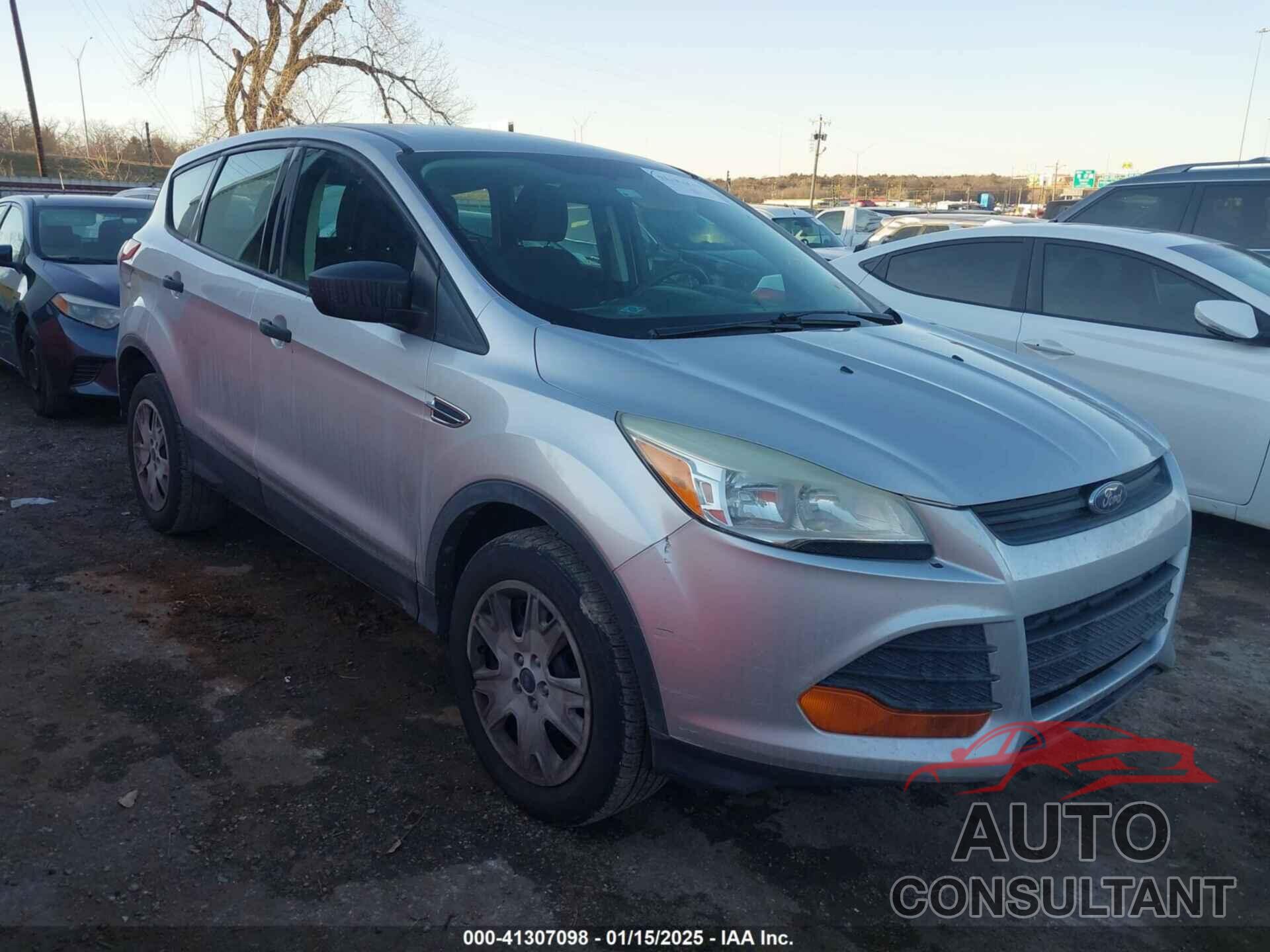 FORD ESCAPE 2013 - 1FMCU0F76DUD09858