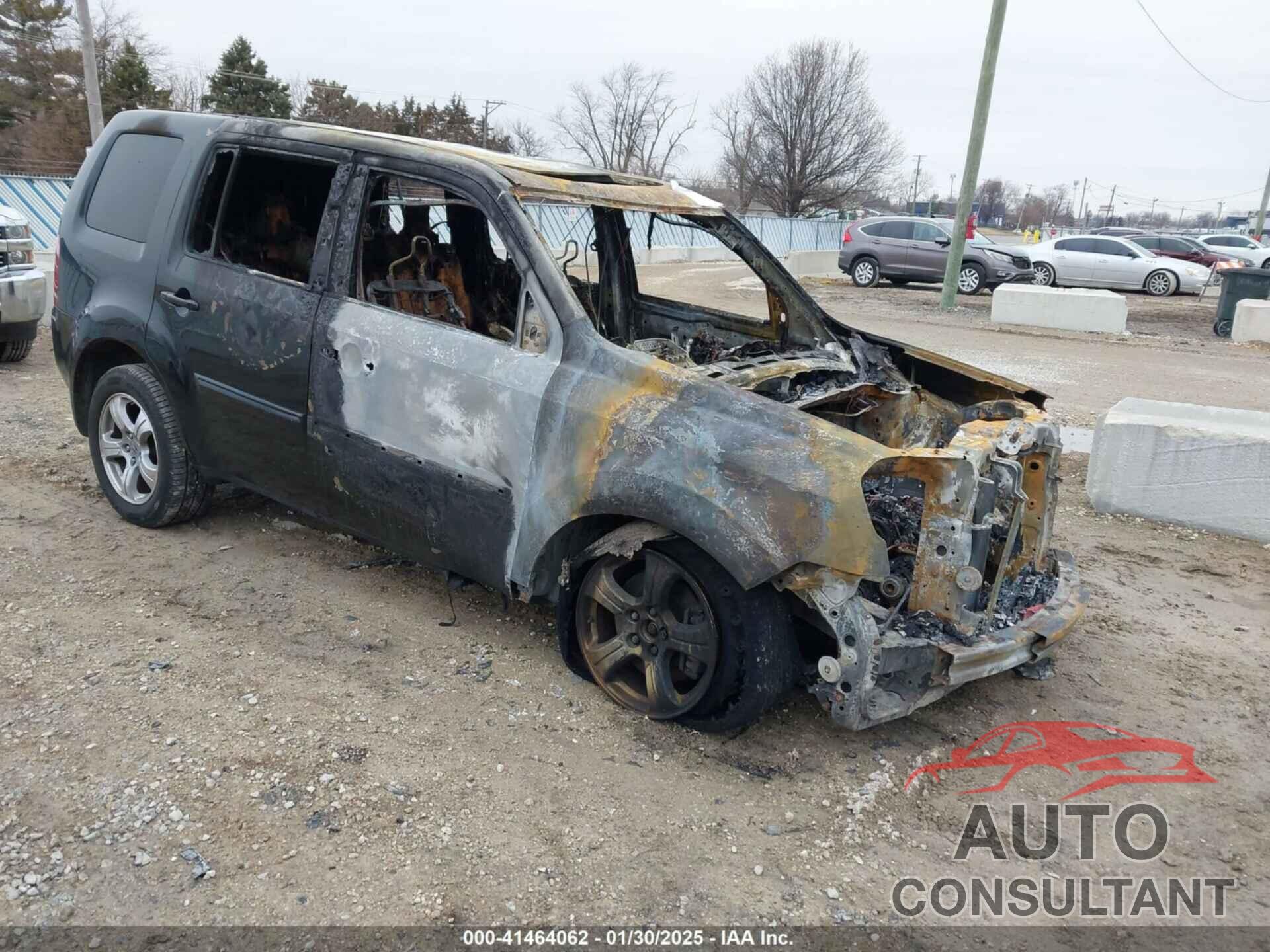 HONDA PILOT 2013 - 5FNYF4H5XDB038500