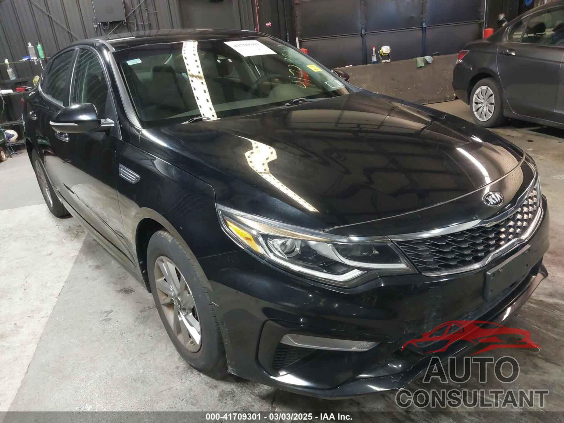 KIA OPTIMA 2019 - 5XXGT4L38KG307792