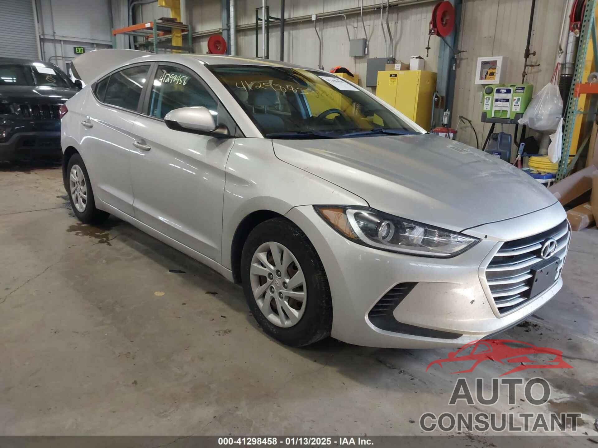 HYUNDAI ELANTRA 2017 - 5NPD74LF3HH147643