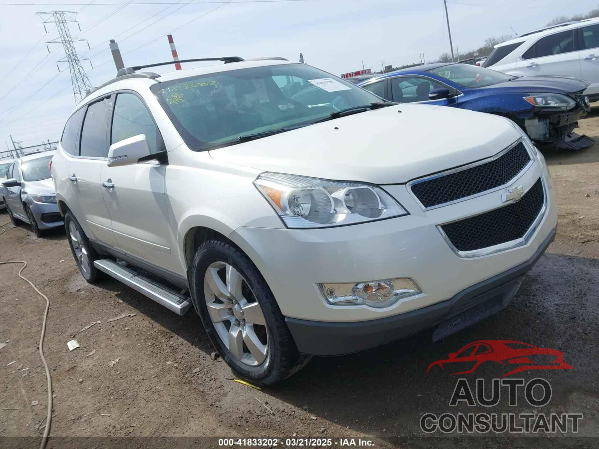 CHEVROLET TRAVERSE 2012 - 1GNKRGED6CJ323848