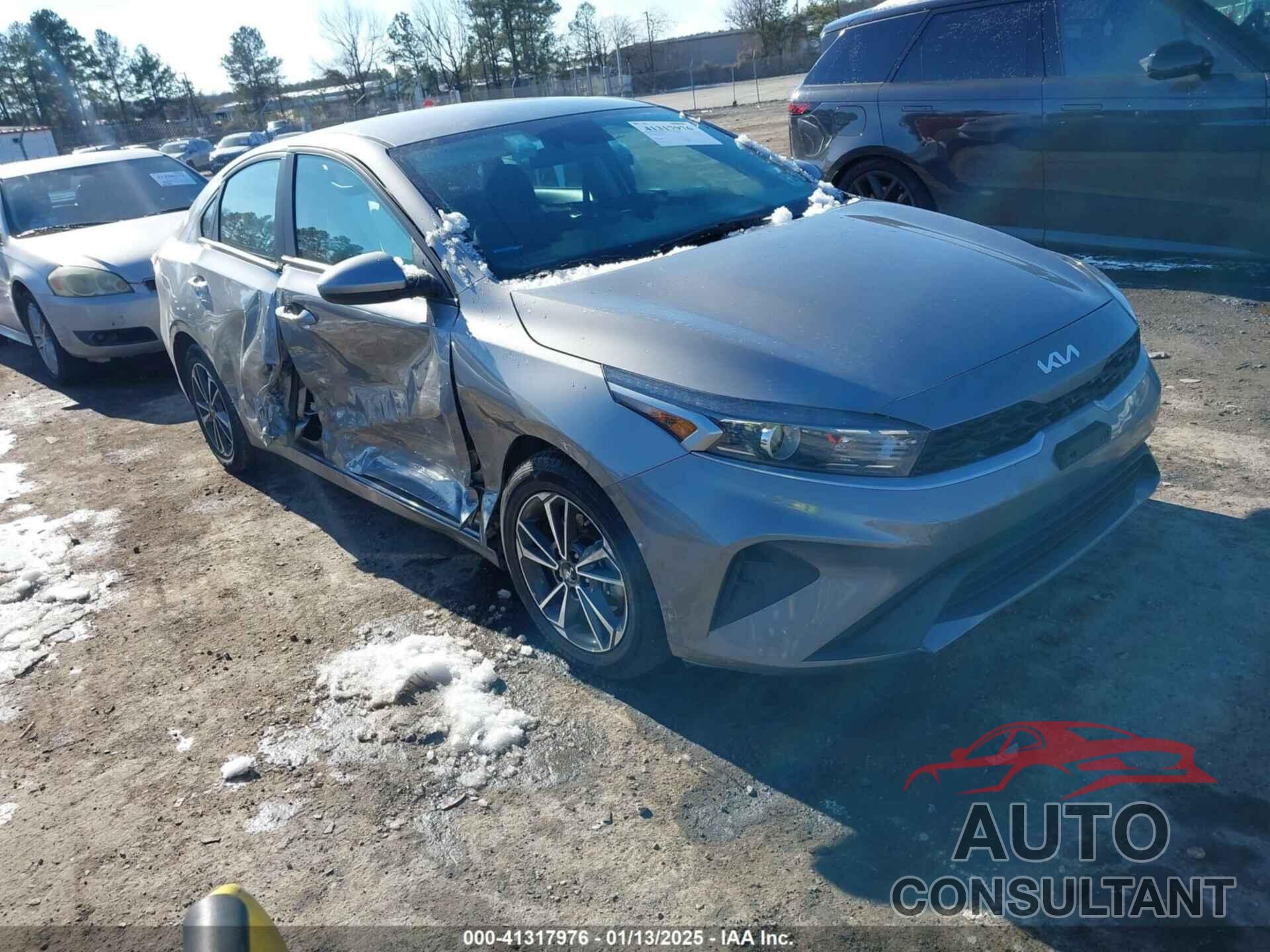 KIA FORTE 2023 - 3KPF24AD5PE558411