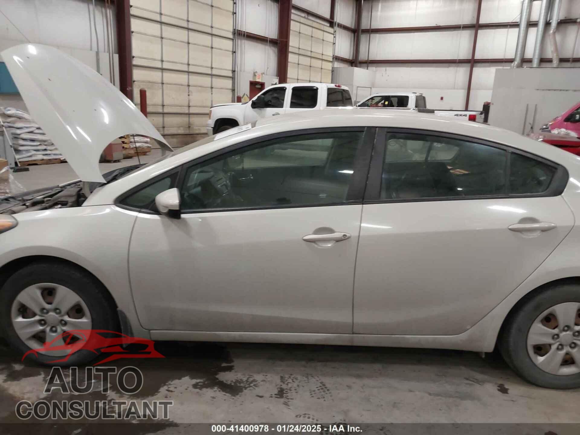 KIA FORTE 2015 - KNAFK4A67F5311593