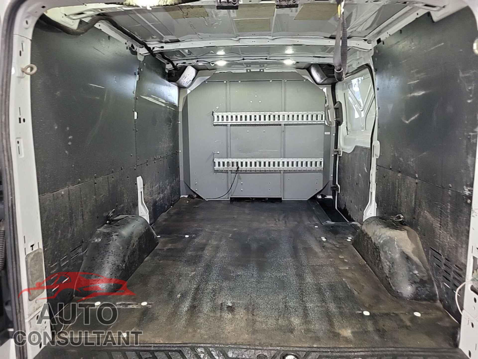 FORD TRANSIT-250 2017 - 1FTYR1YM3HKB36421