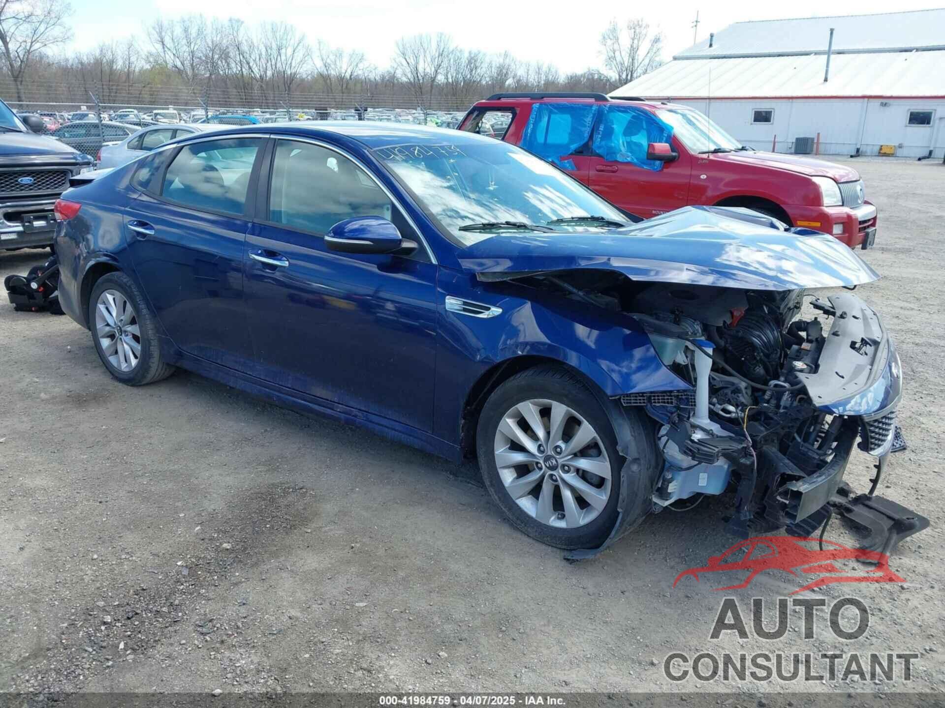 KIA OPTIMA 2017 - 5XXGT4L32HG132366