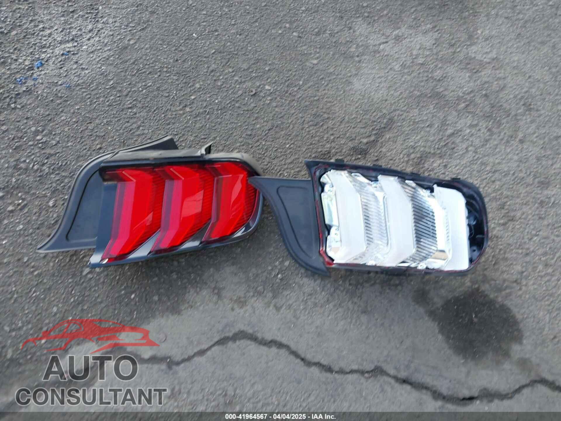 FORD MUSTANG 2018 - 1FA6P8TH7J5144970