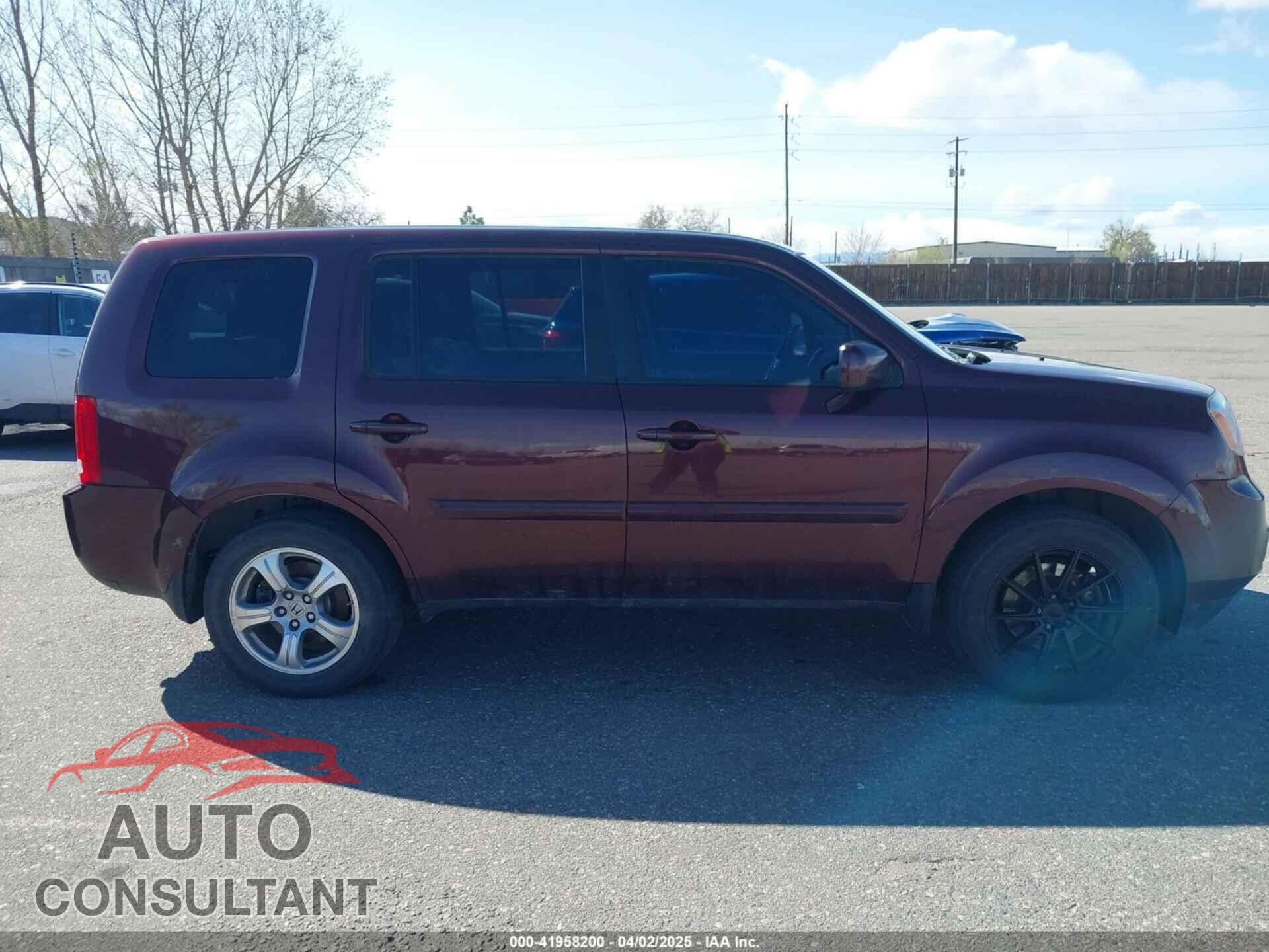 HONDA PILOT 2012 - 5FNYF4H69CB028550