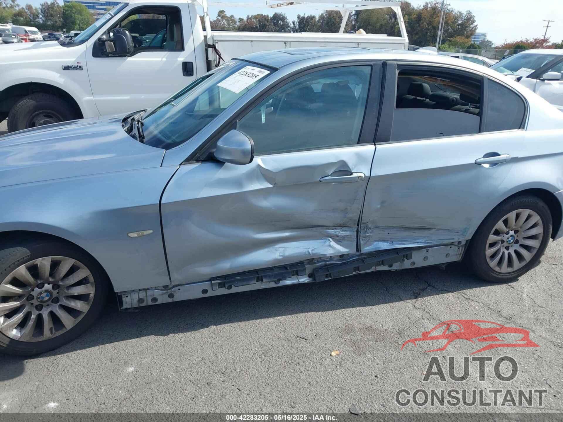 BMW 328I 2009 - WBAPH57599NL77641