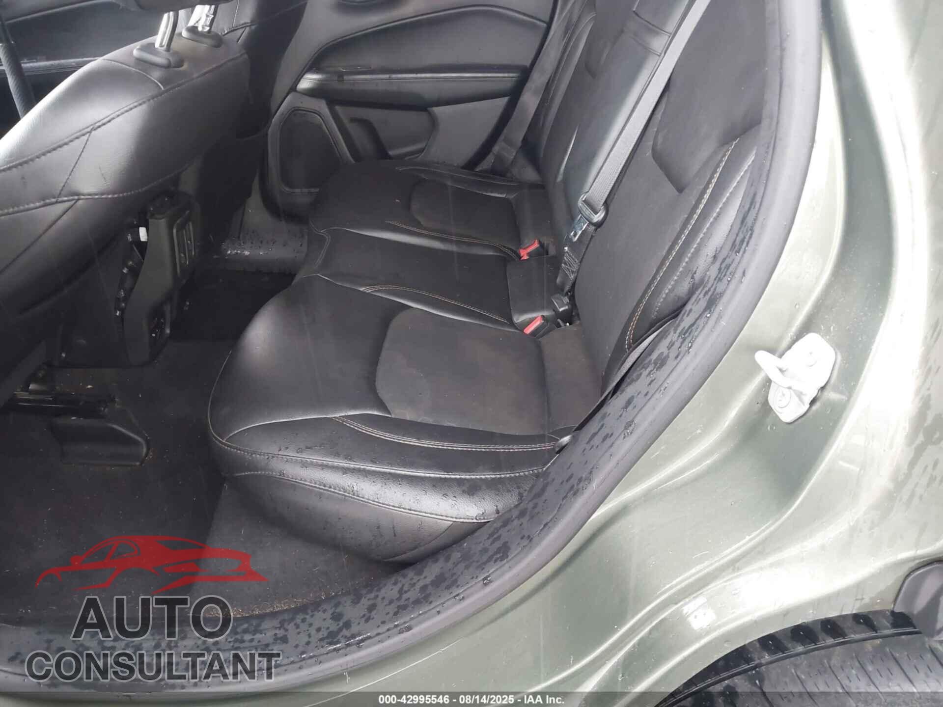 JEEP COMPASS 2018 - 3C4NJDBB2JT315024