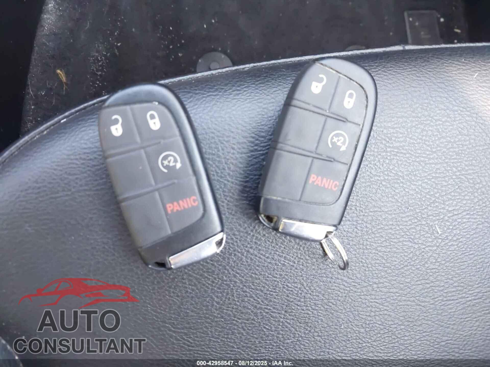 JEEP COMPASS 2020 - 3C4NJDBB3LT117555