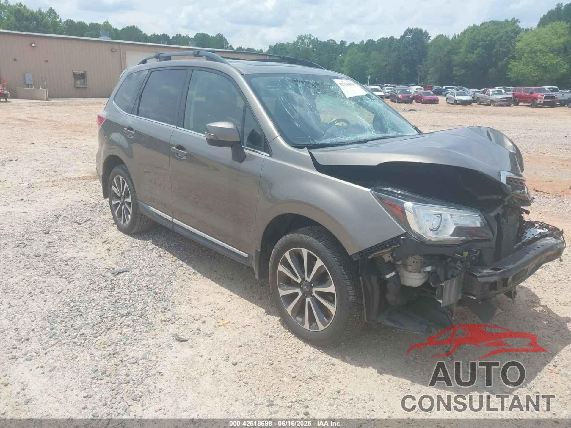 SUBARU FORESTER 2017 - JF2SJGWCXHH558789