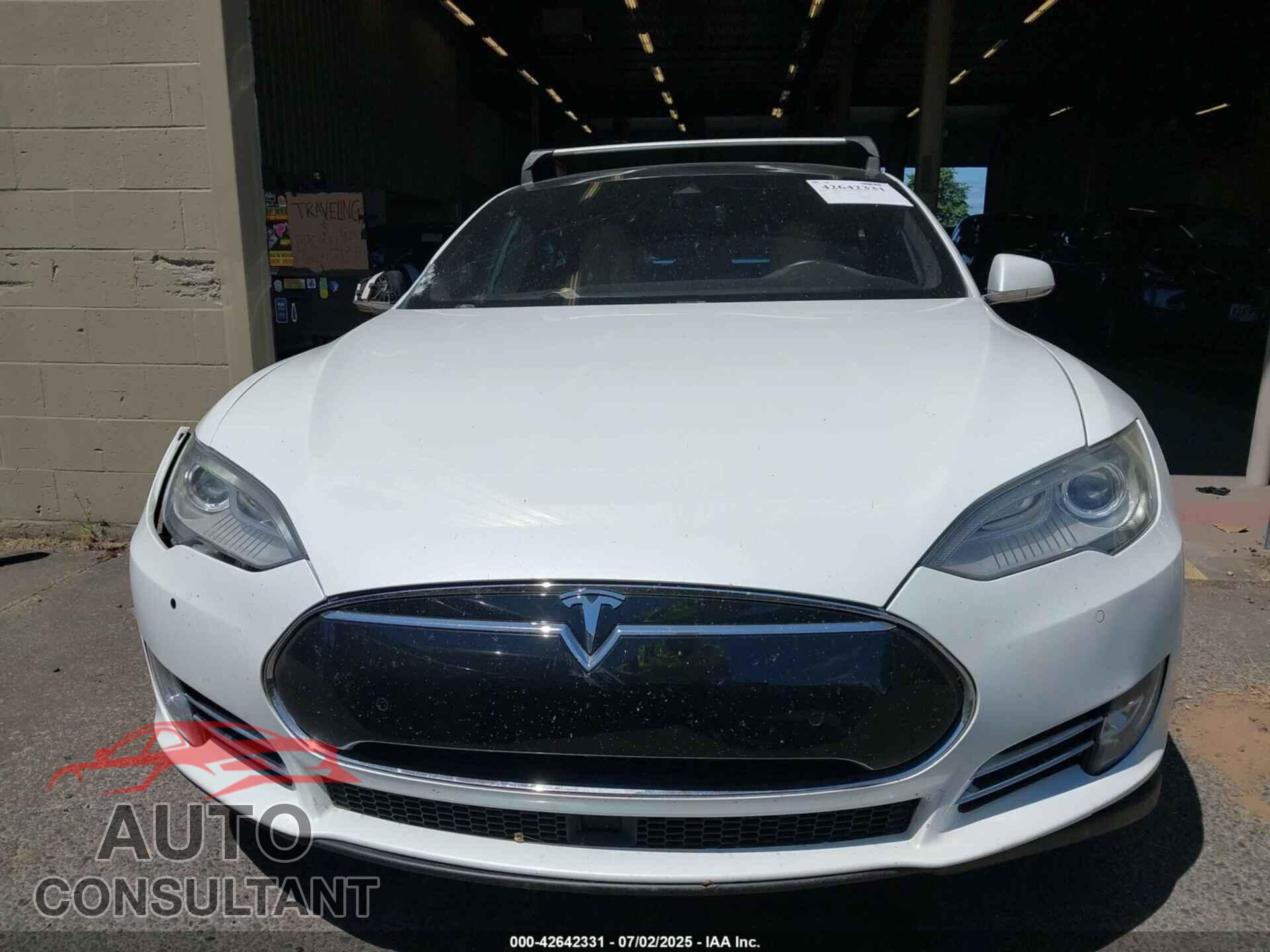TESLA MODEL S 2015 - 5YJSA1E45FF109538