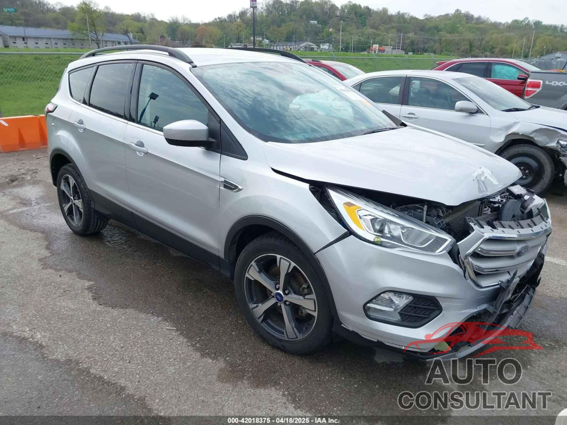 FORD ESCAPE 2018 - 1FMCU0HD1JUA71691