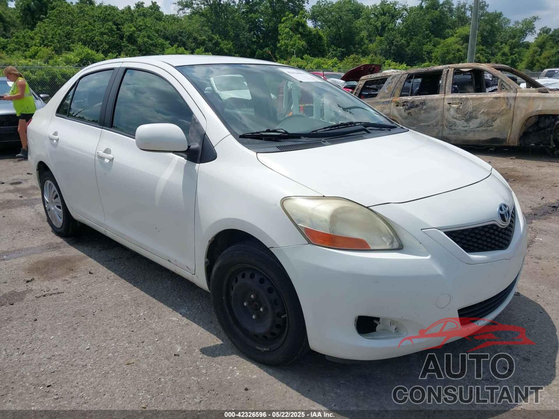 TOYOTA YARIS 2011 - JTDBT4K38B1405583