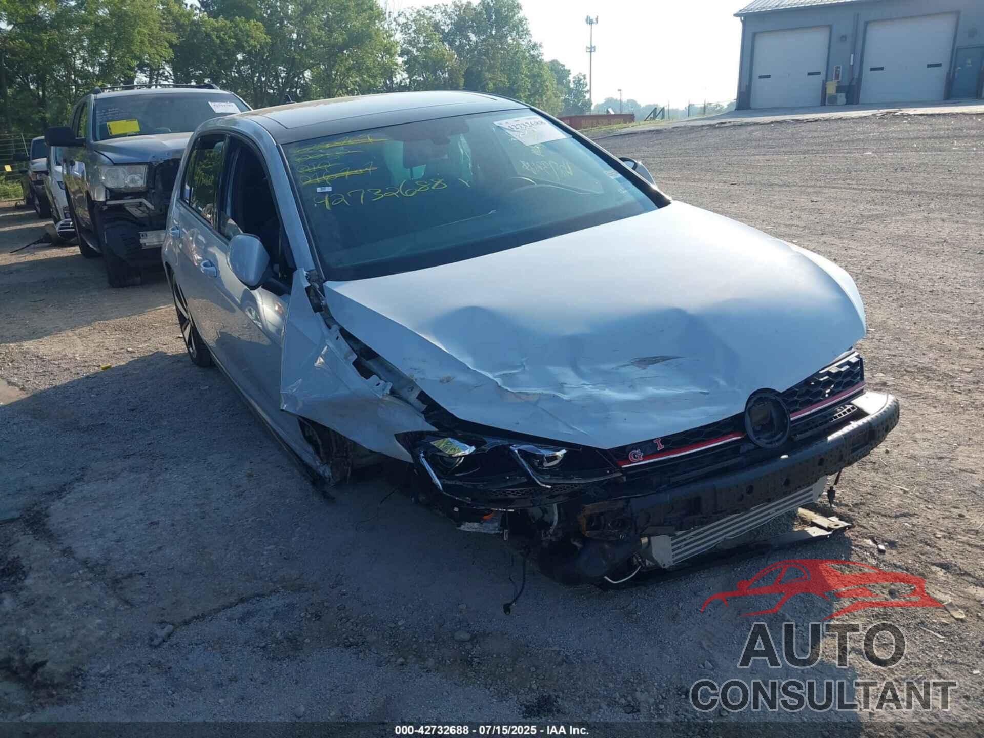 VOLKSWAGEN GTI 2019 - 3VW6T7AU9KM016707
