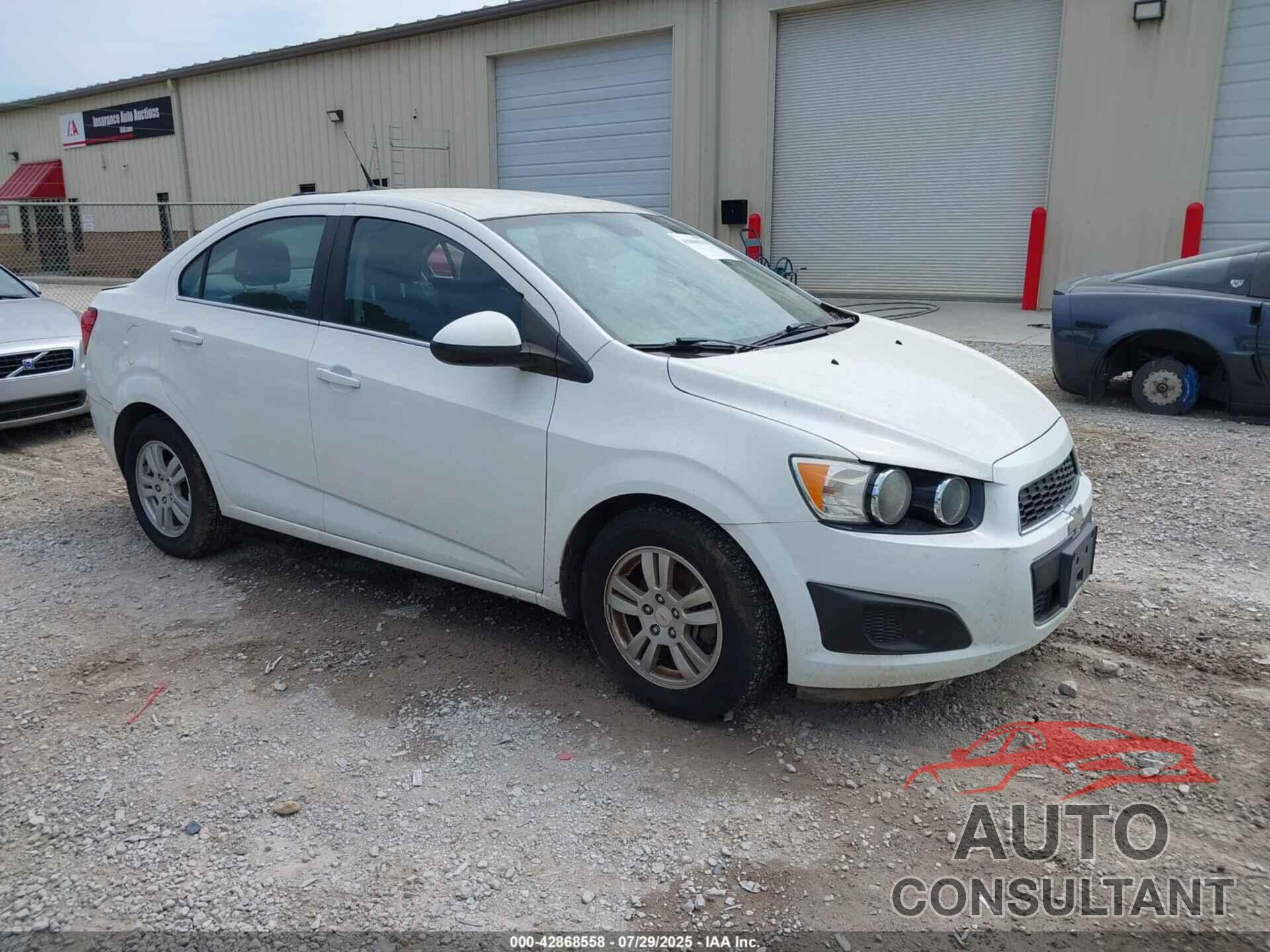 CHEVROLET SONIC 2012 - 1G1JC5SH1C4126756