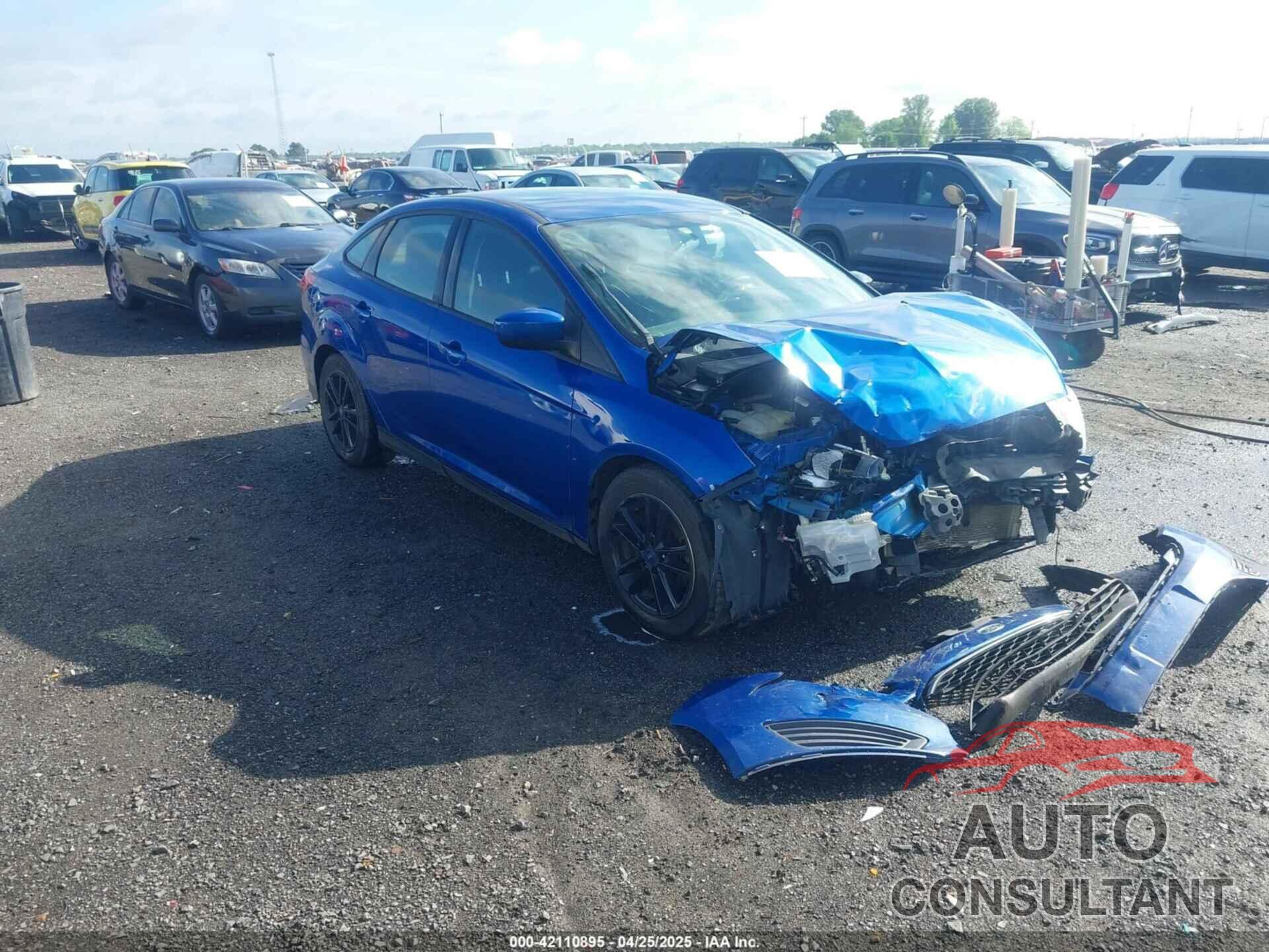 FORD FOCUS 2018 - 1FADP3F26JL207313