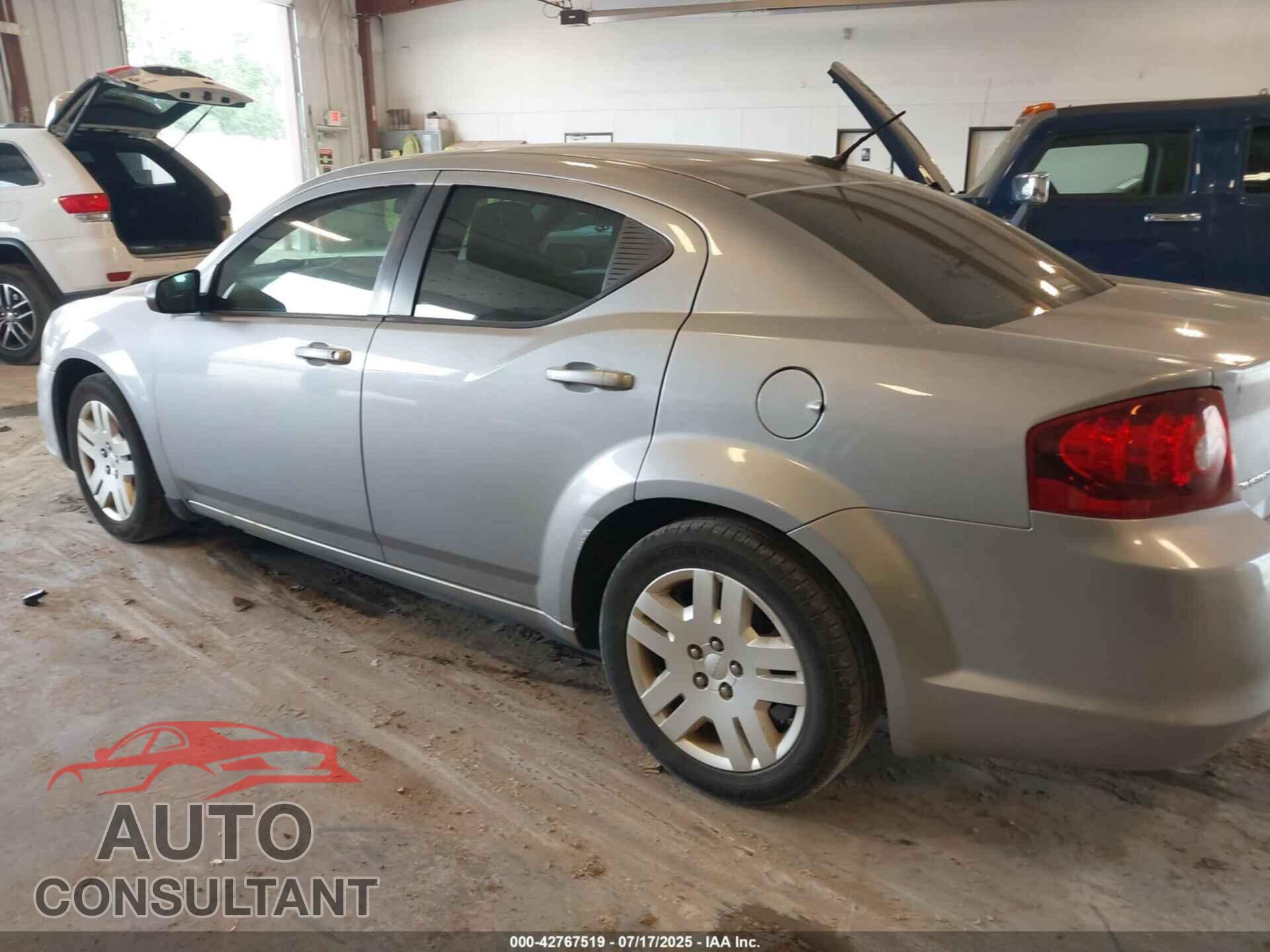 DODGE AVENGER 2013 - 1C3CDZAG0DN749637