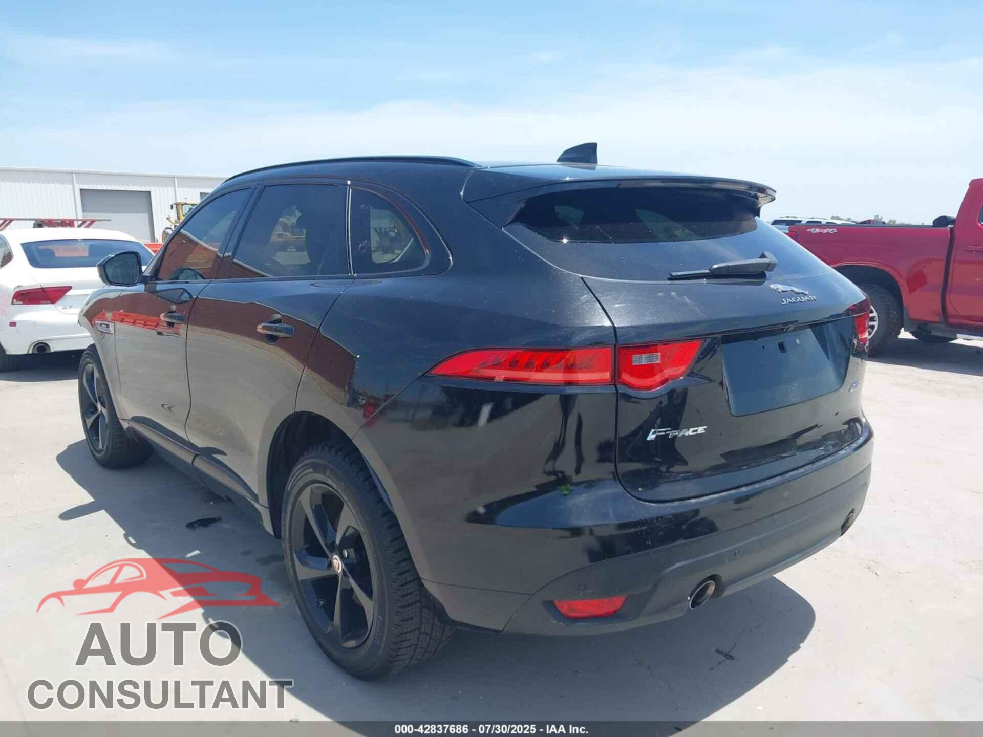 JAGUAR F-PACE 2017 - SADCL2BV2HA495109