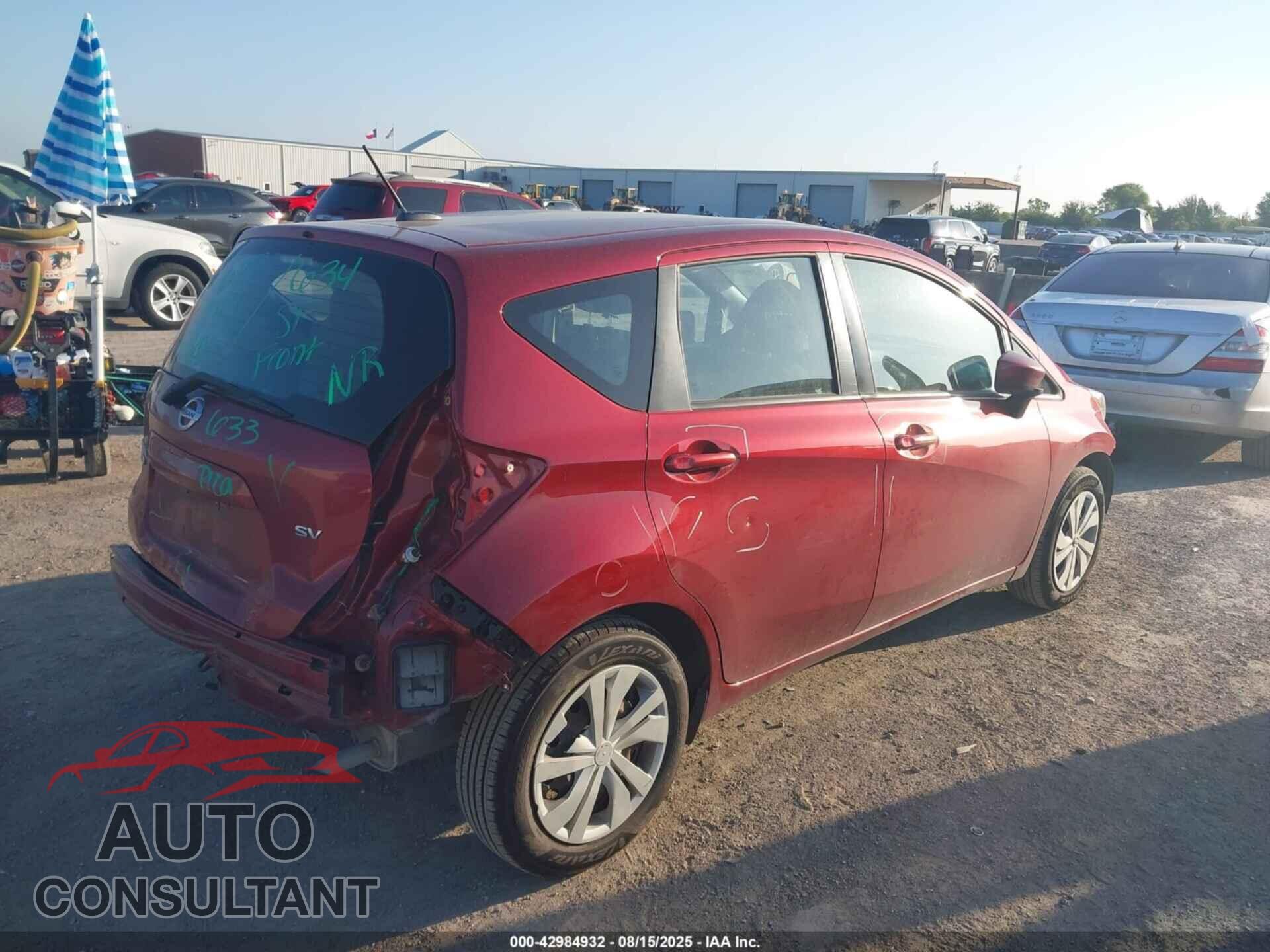 NISSAN VERSA NOTE 2017 - 3N1CE2CP3HL373604
