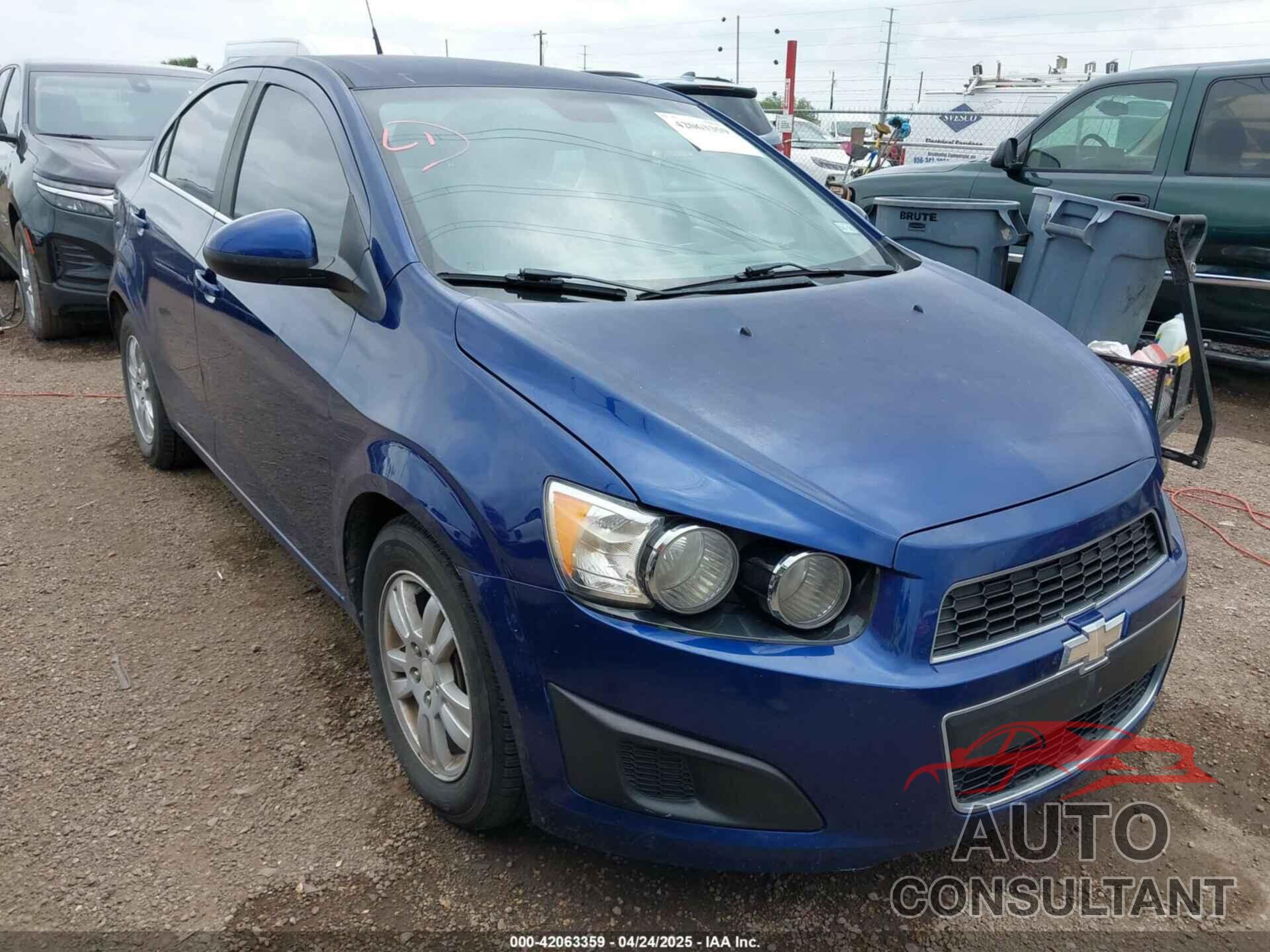 CHEVROLET SONIC 2013 - 1G1JC5SH9D4160364