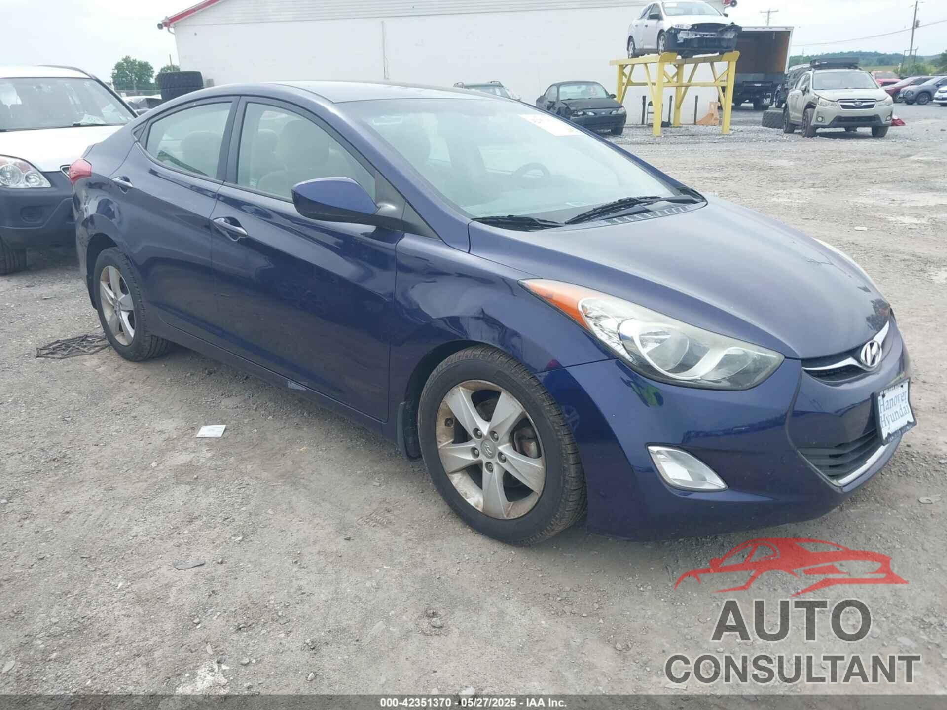 HYUNDAI ELANTRA 2013 - 5NPDH4AE0DH399612