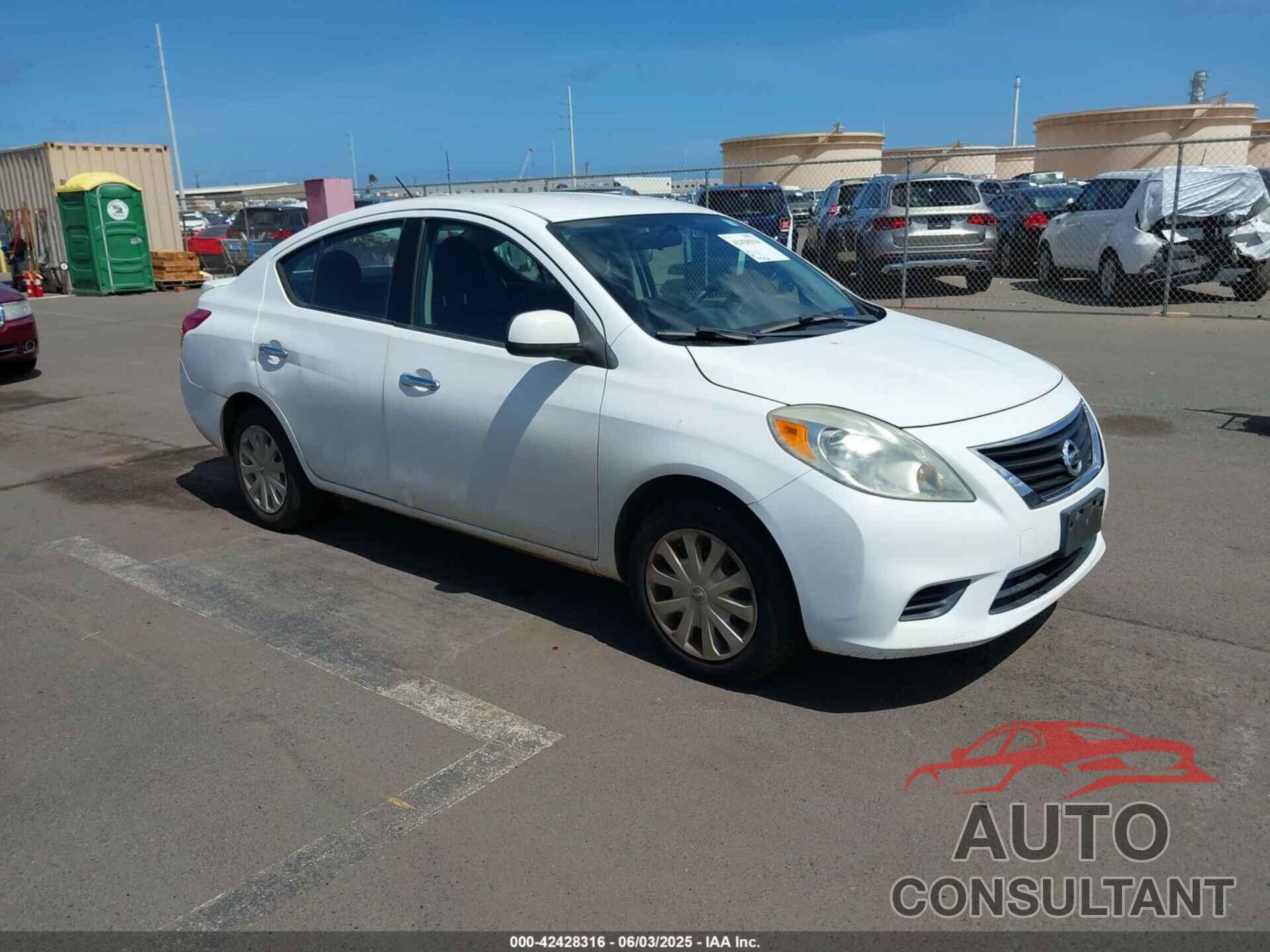 NISSAN VERSA 2013 - 3N1CN7AP1DL834504