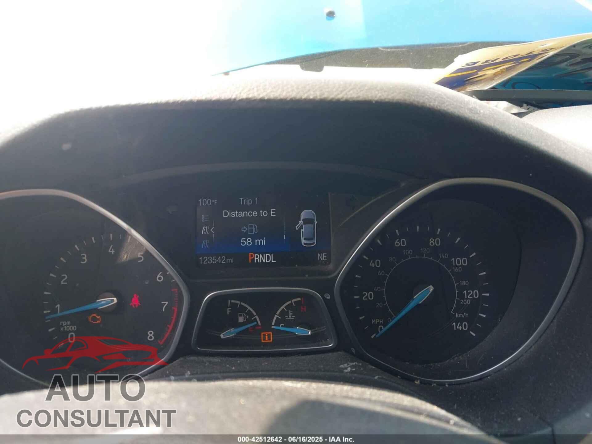 FORD FOCUS 2017 - 1FADP3F26HL242802