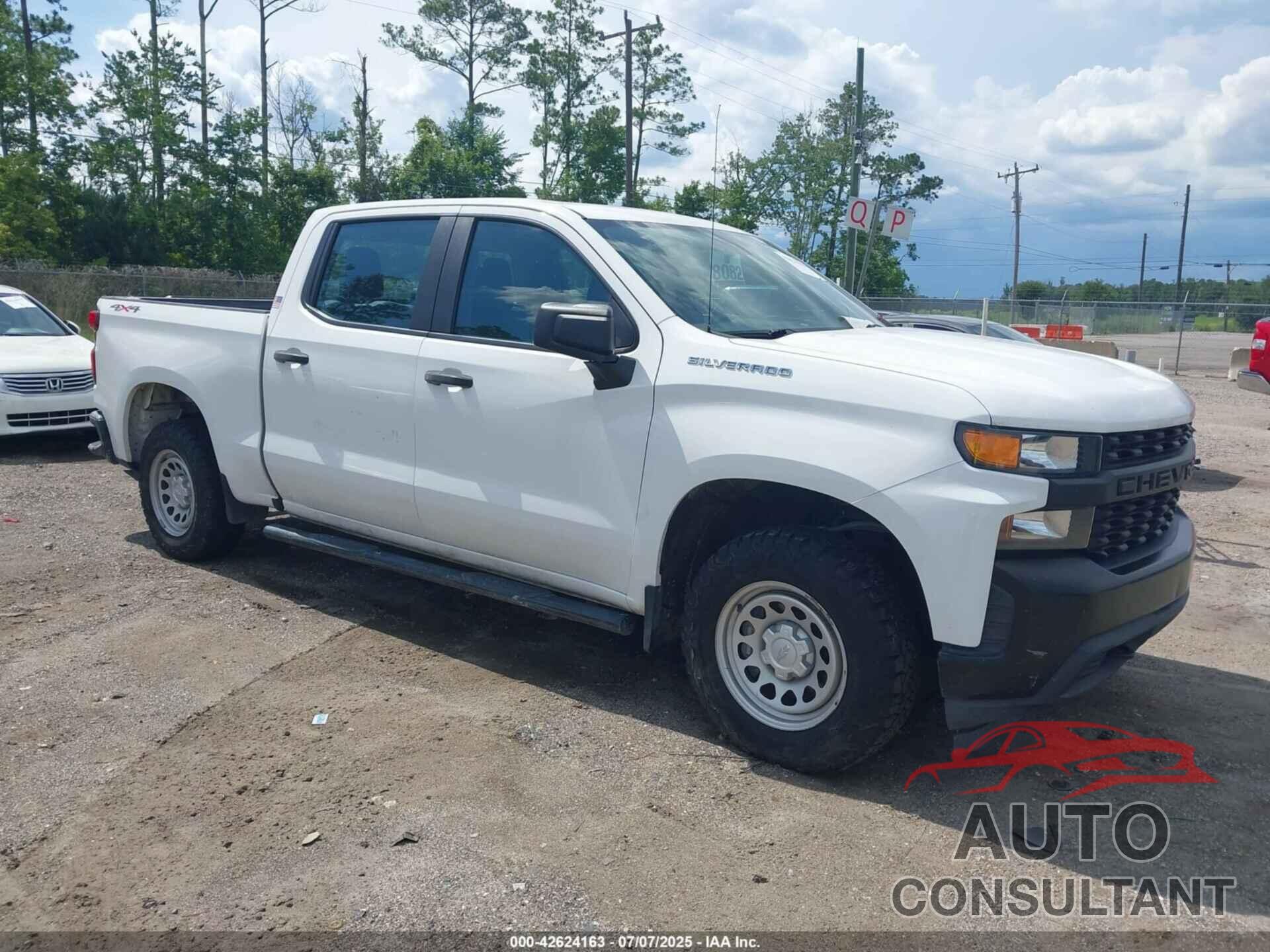 CHEVROLET SILVERADO 1500 2021 - 3GCPYAEH2MG108035