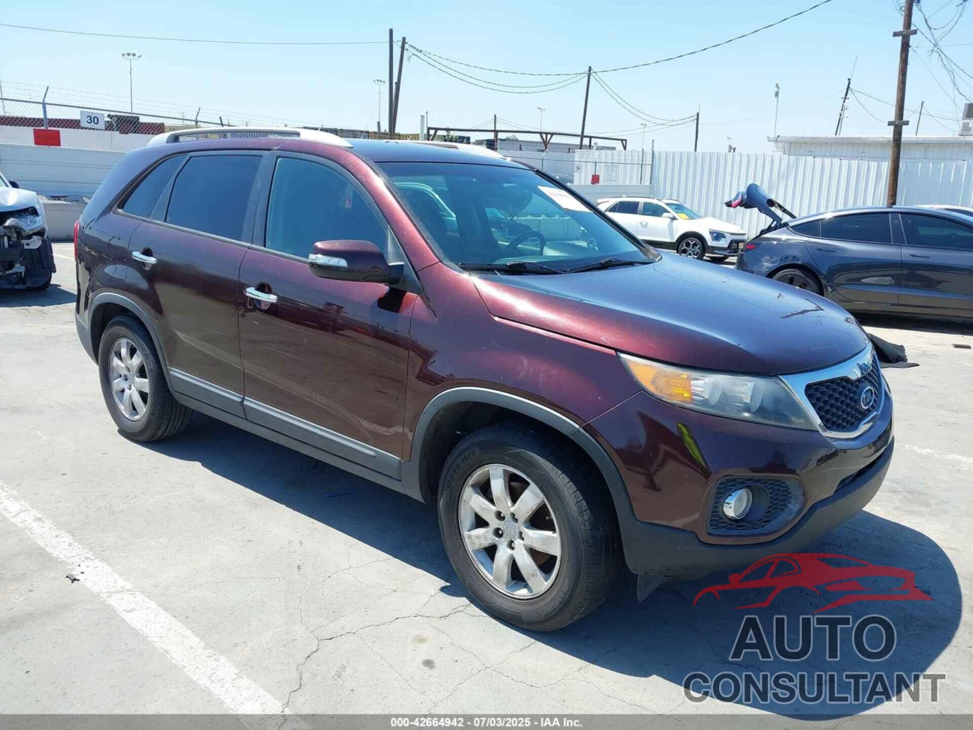 KIA SORENTO 2013 - 5XYKT4A22DG370650