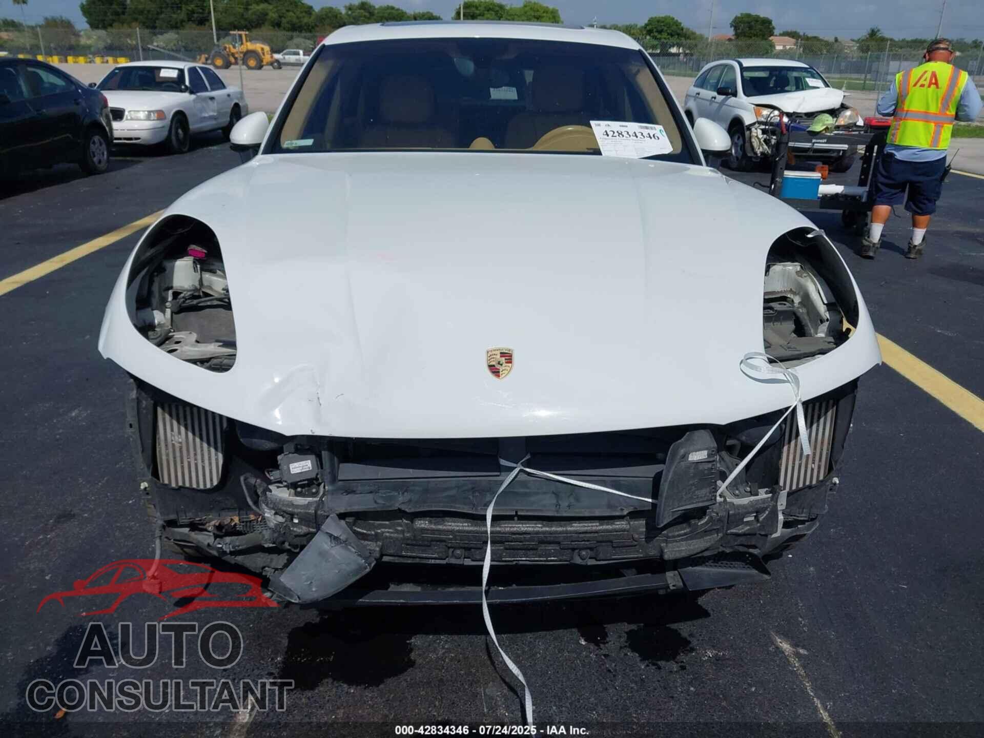 PORSCHE MACAN 2015 - WP1AF2A56FLB91406