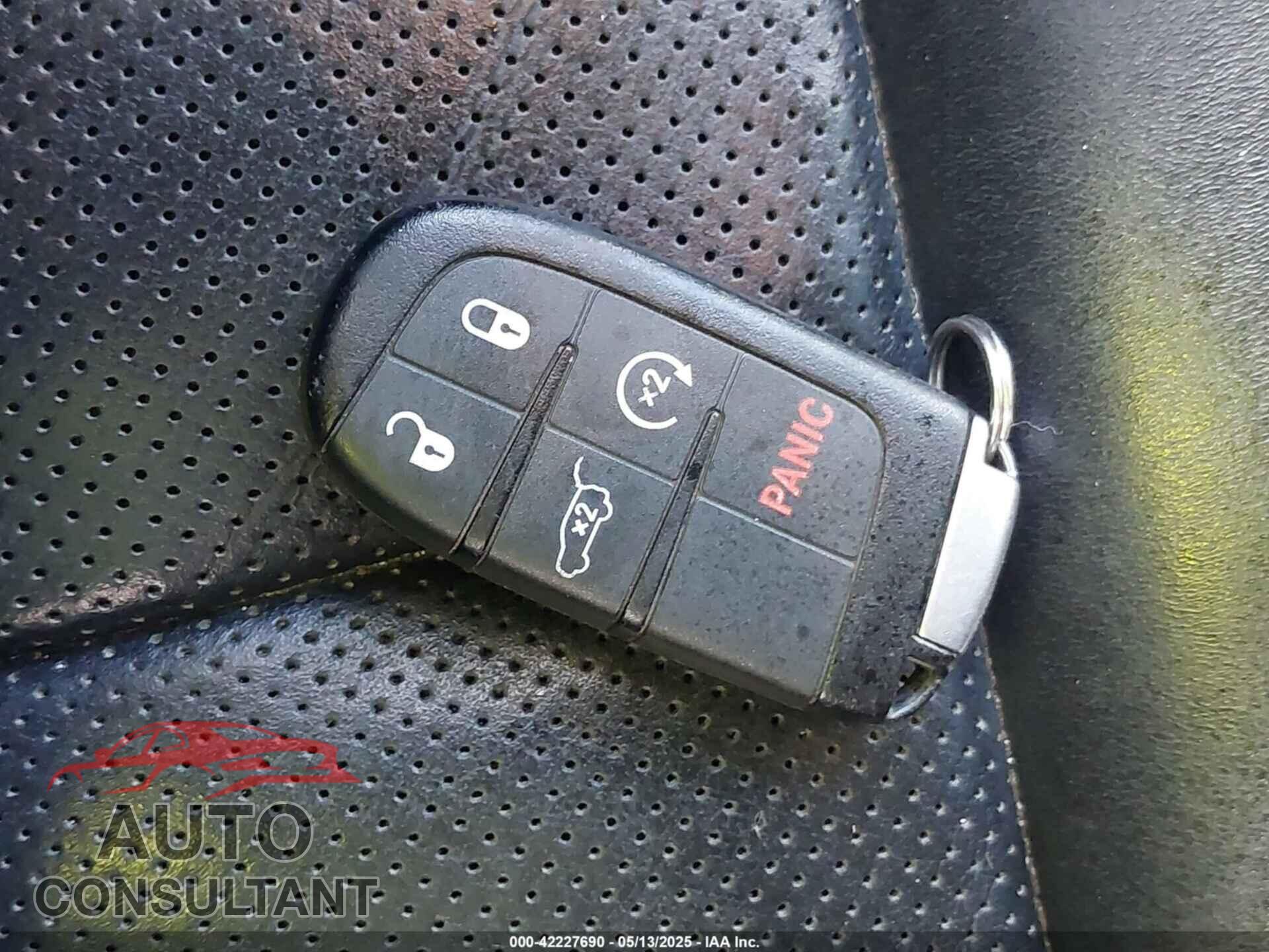 DODGE DURANGO 2015 - 1C4RDJEG7FC908038