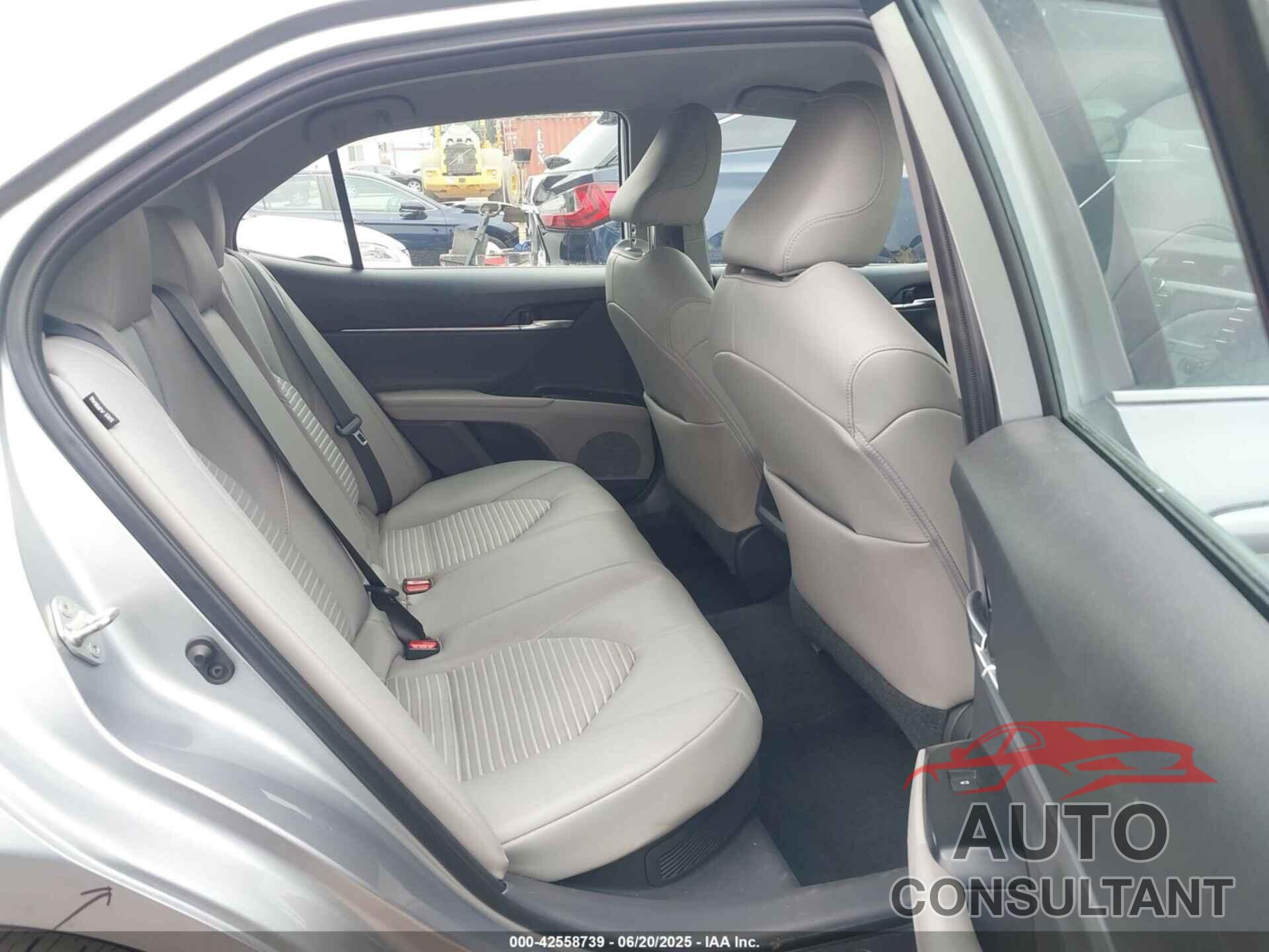 TOYOTA CAMRY 2020 - 4T1G31AK2LU536811
