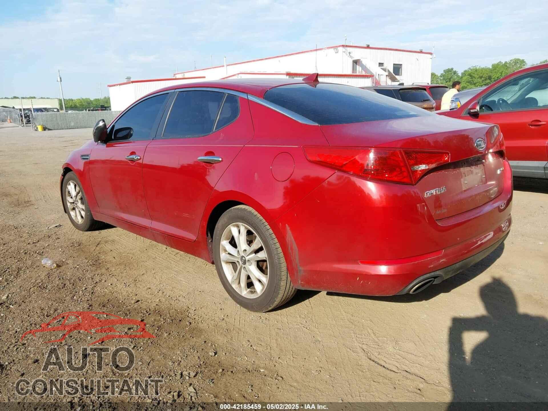 KIA OPTIMA 2011 - KNAGN4A79B5069193