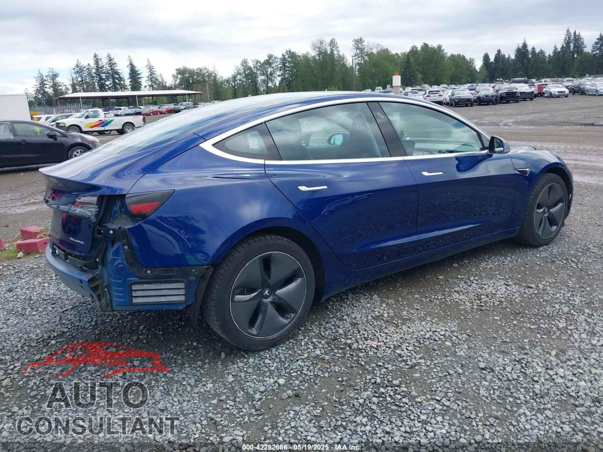 TESLA MODEL 3 2018 - 5YJ3E1EB7JF120234