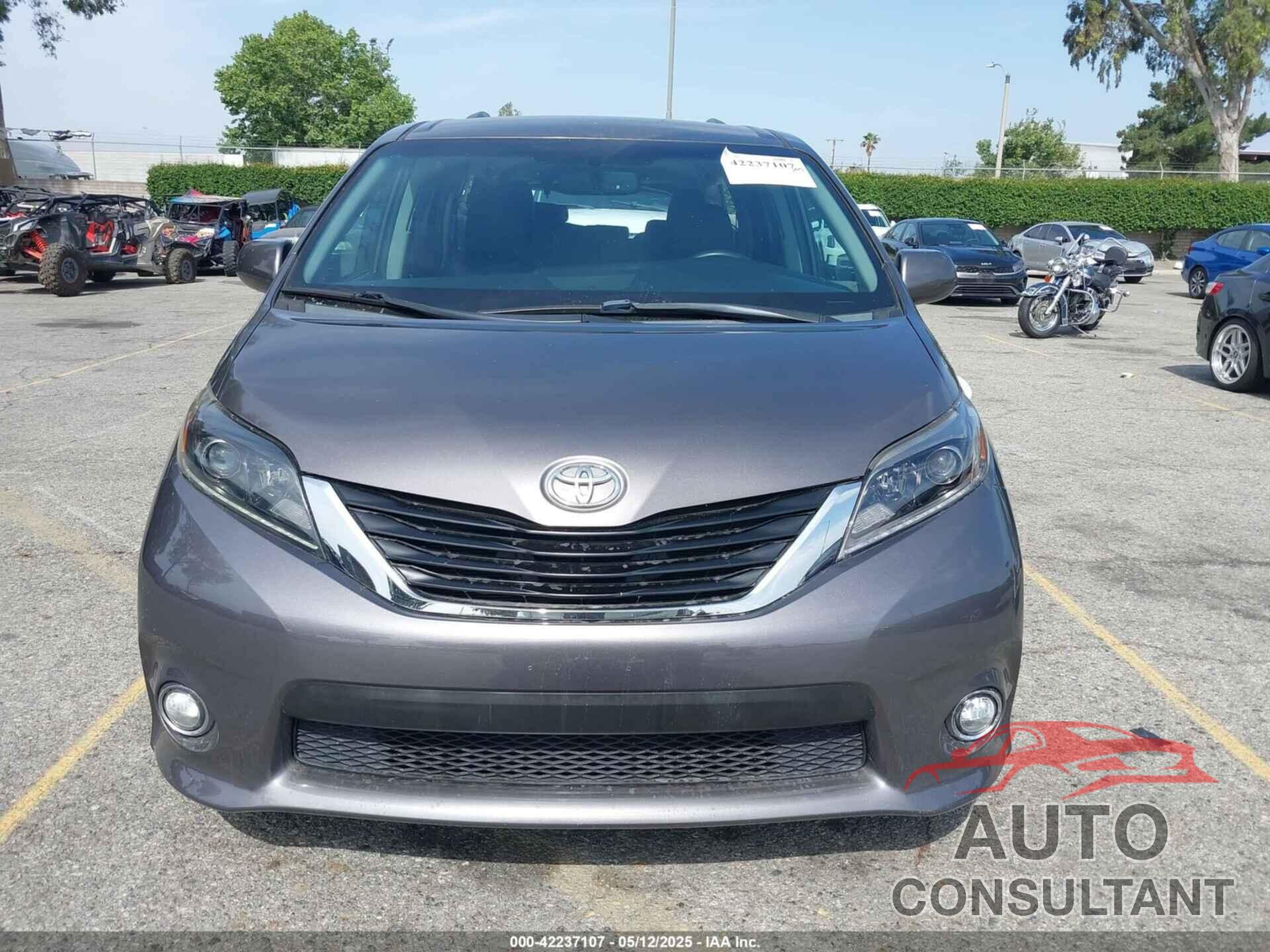 TOYOTA SIENNA 2015 - 5TDXK3DCXFS680767