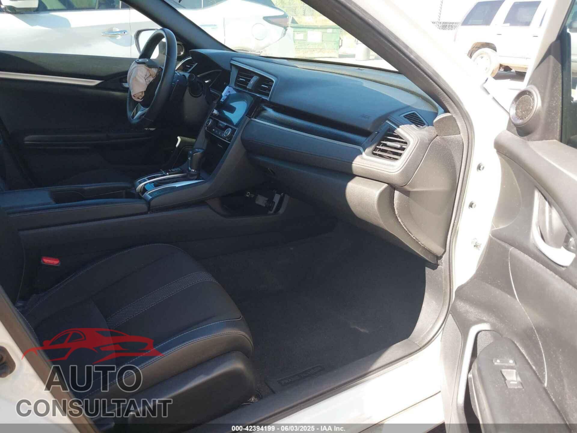 HONDA CIVIC 2019 - 2HGFC2F82KH602019