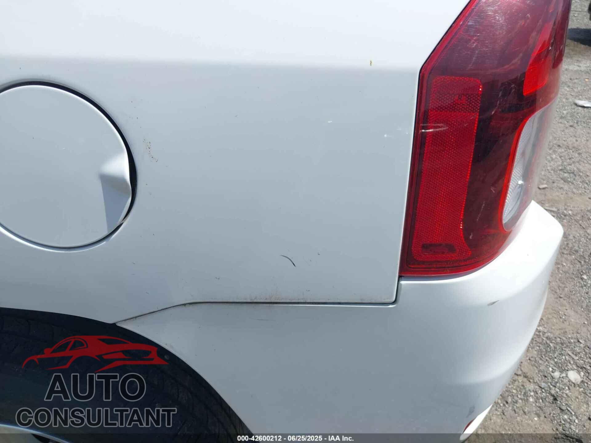 JEEP COMPASS 2015 - 1C4NJCBA8FD334143