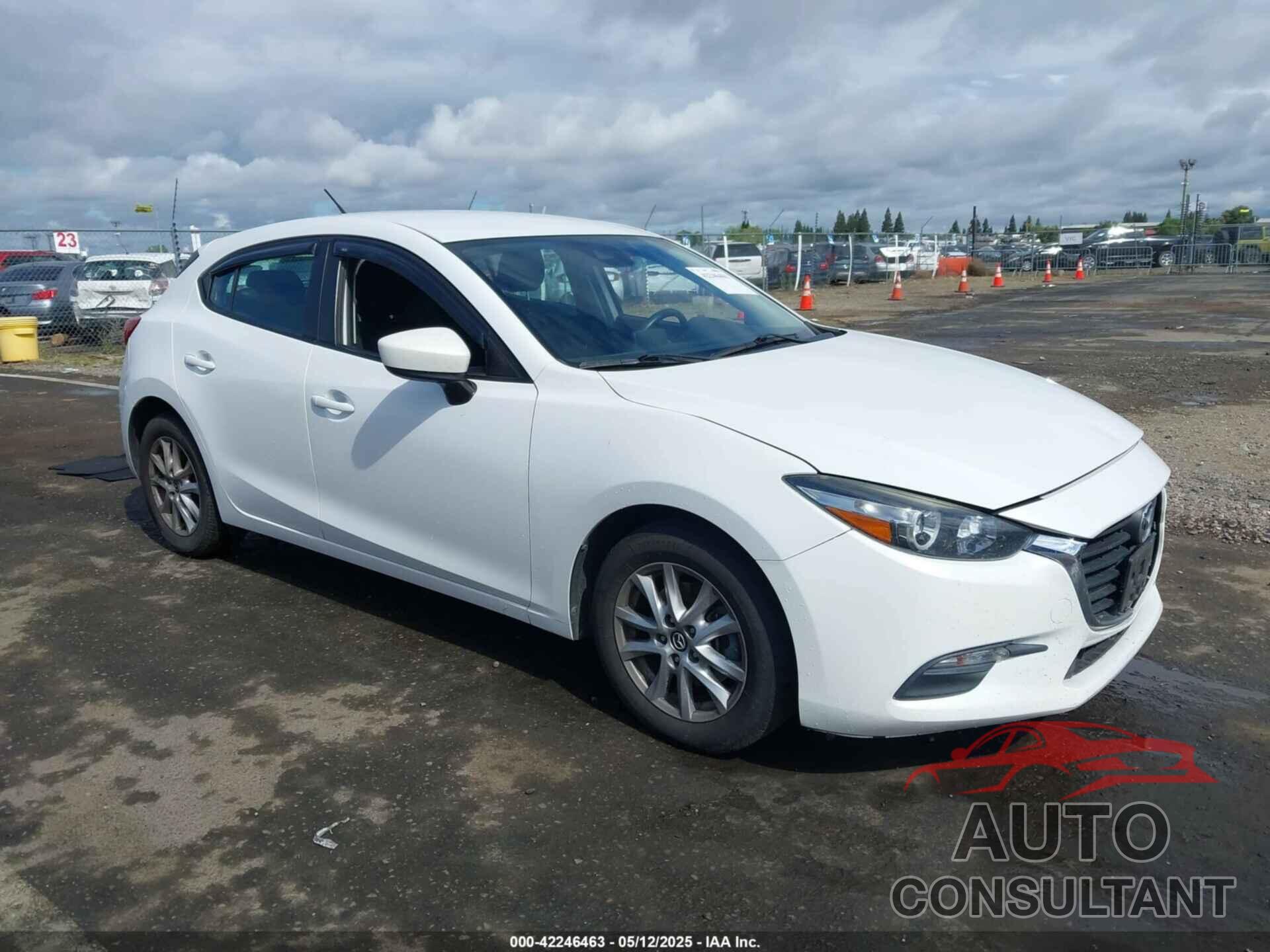 MAZDA MAZDA3 2018 - 3MZBN1K79JM192167