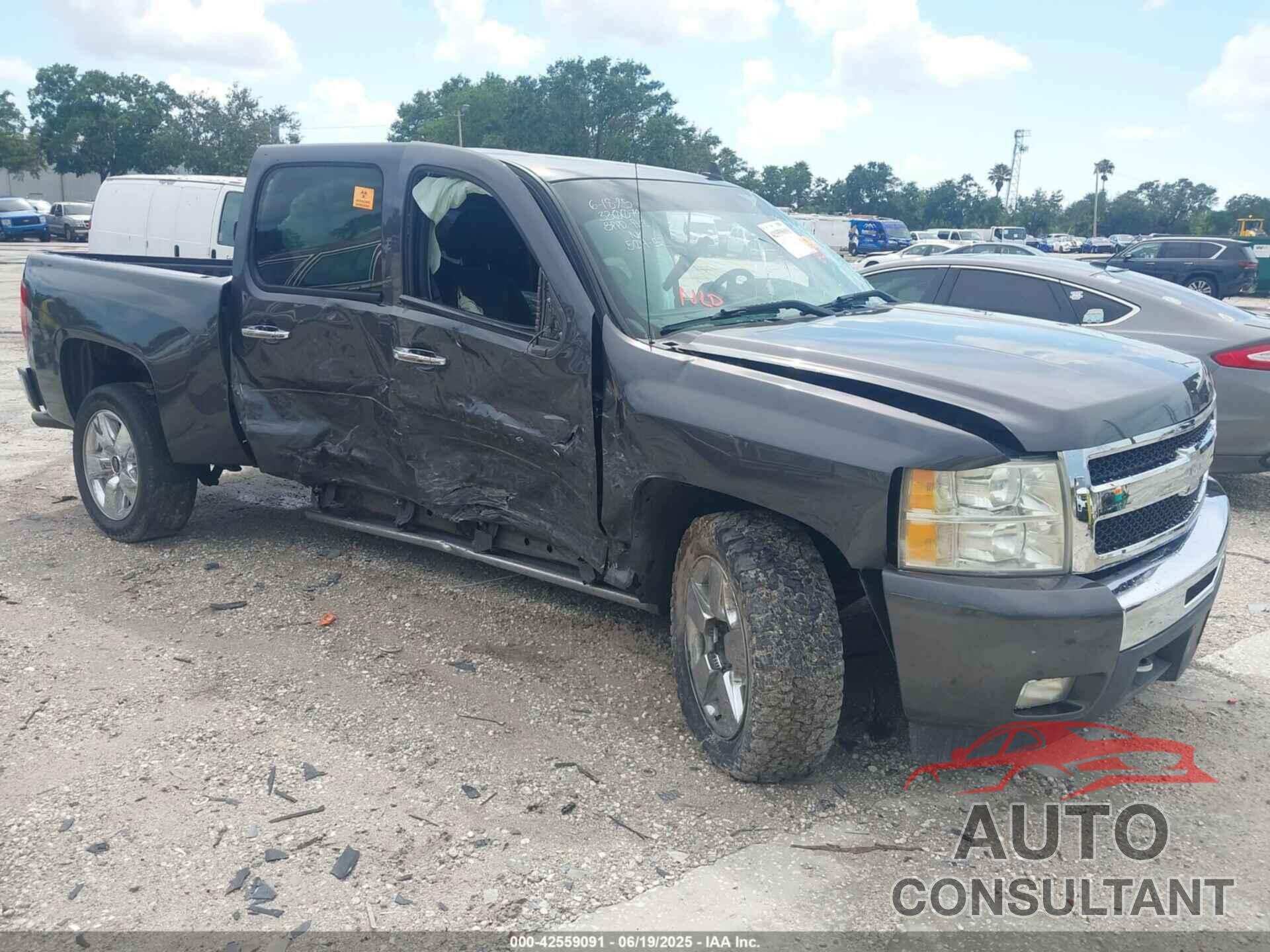 CHEVROLET SILVERADO 1500 2011 - 3GCPCSE0XBG185456
