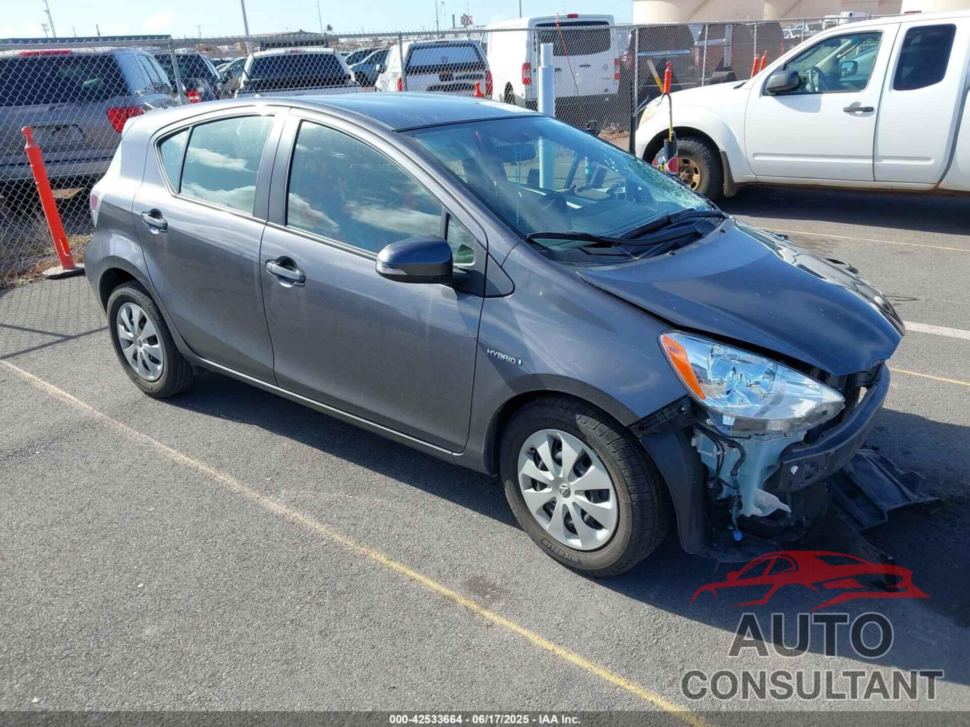 TOYOTA PRIUS C 2014 - JTDKDTB32E1073975