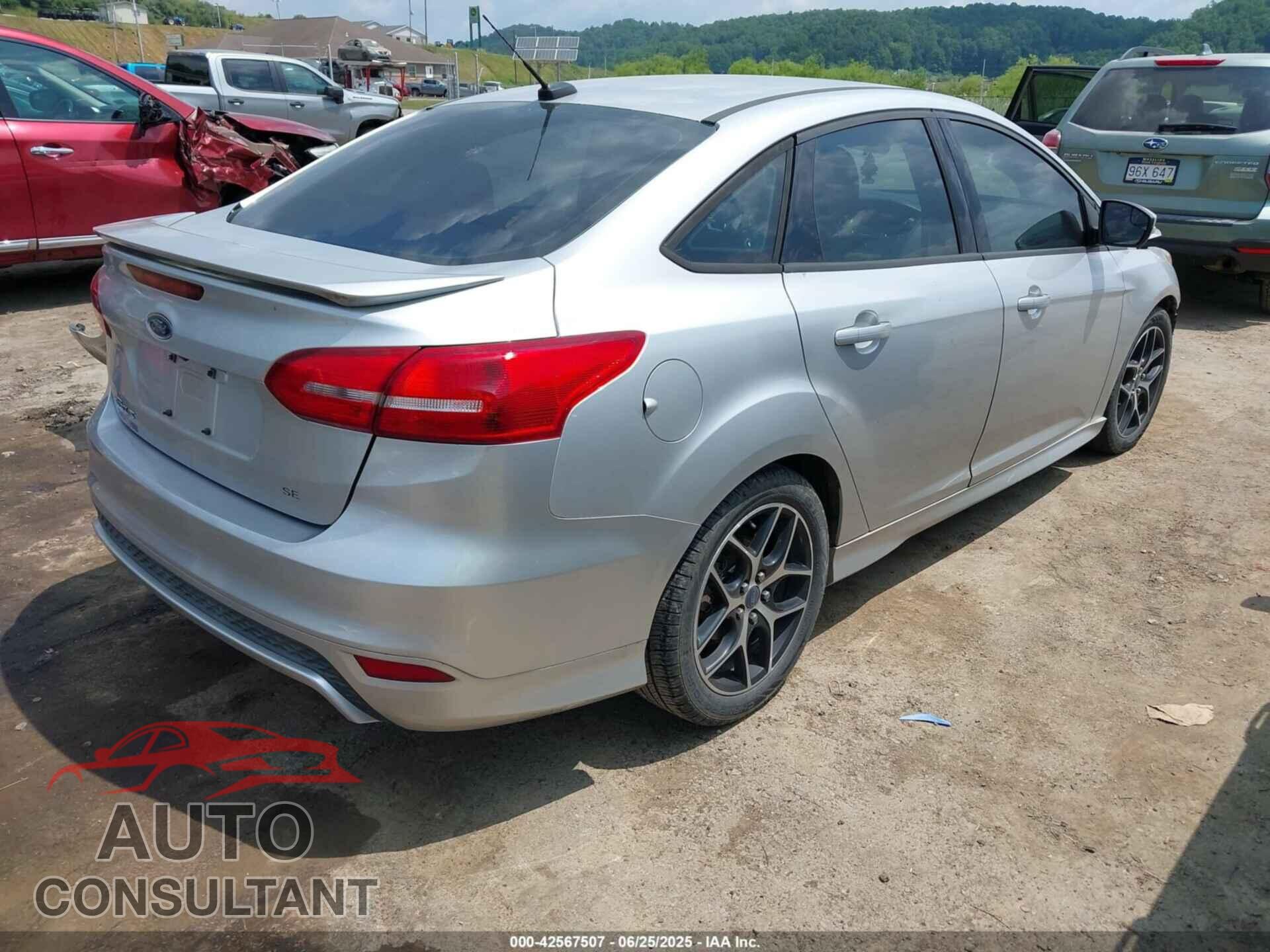 FORD FOCUS 2015 - 1FADP3F28FL246704