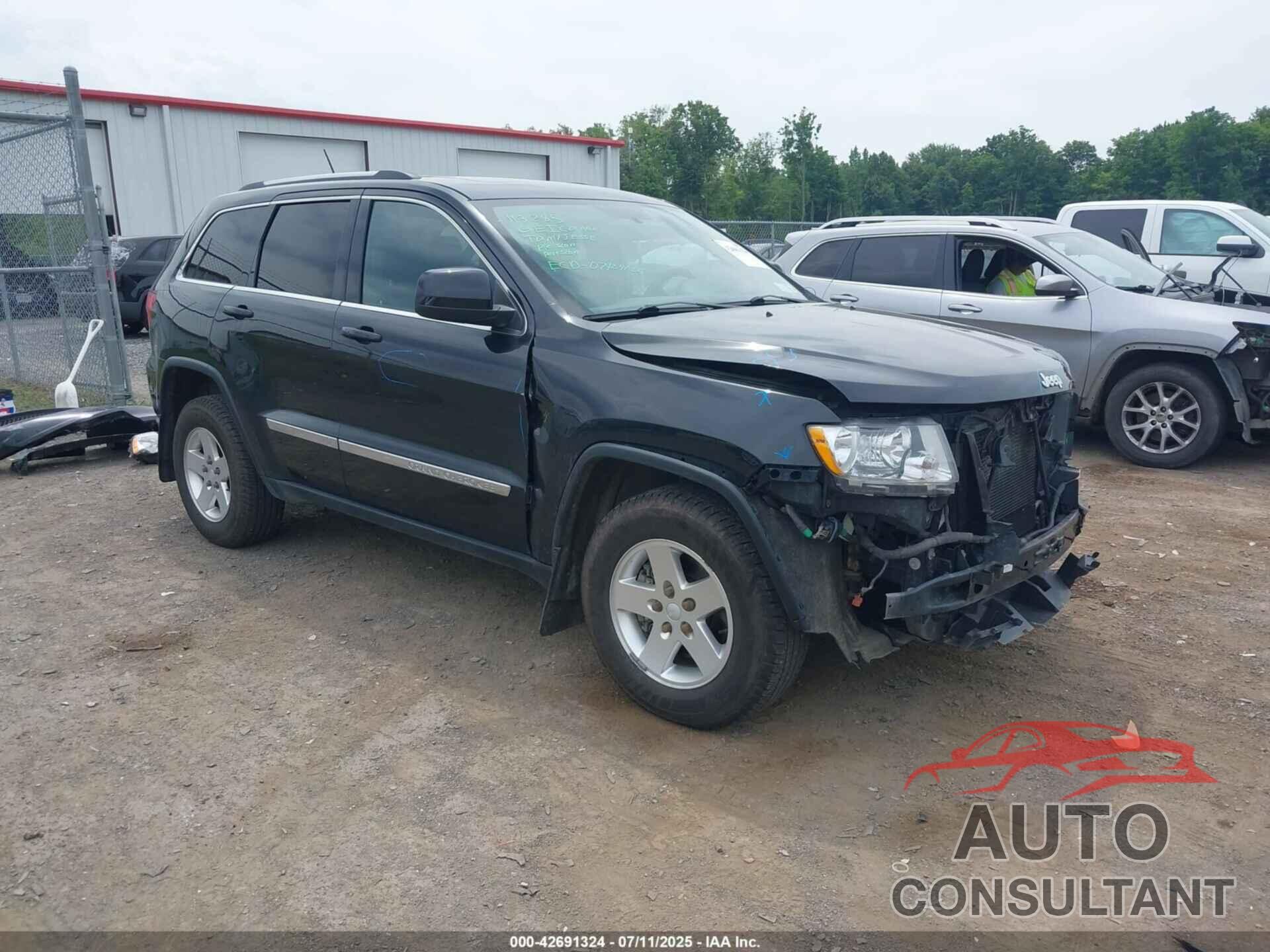 JEEP GRAND CHEROKEE 2013 - 1C4RJFAG3DC506882