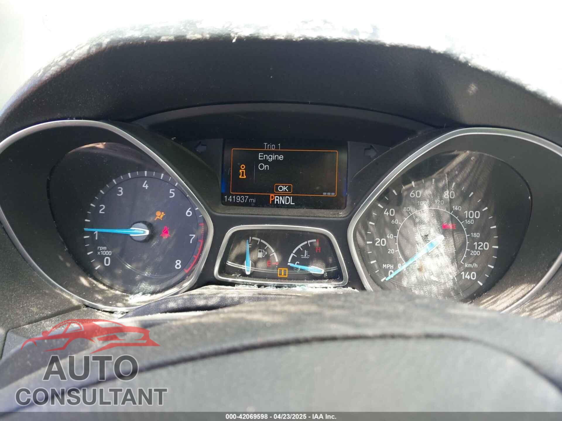 FORD FOCUS 2017 - 1FADP3E23HL301404