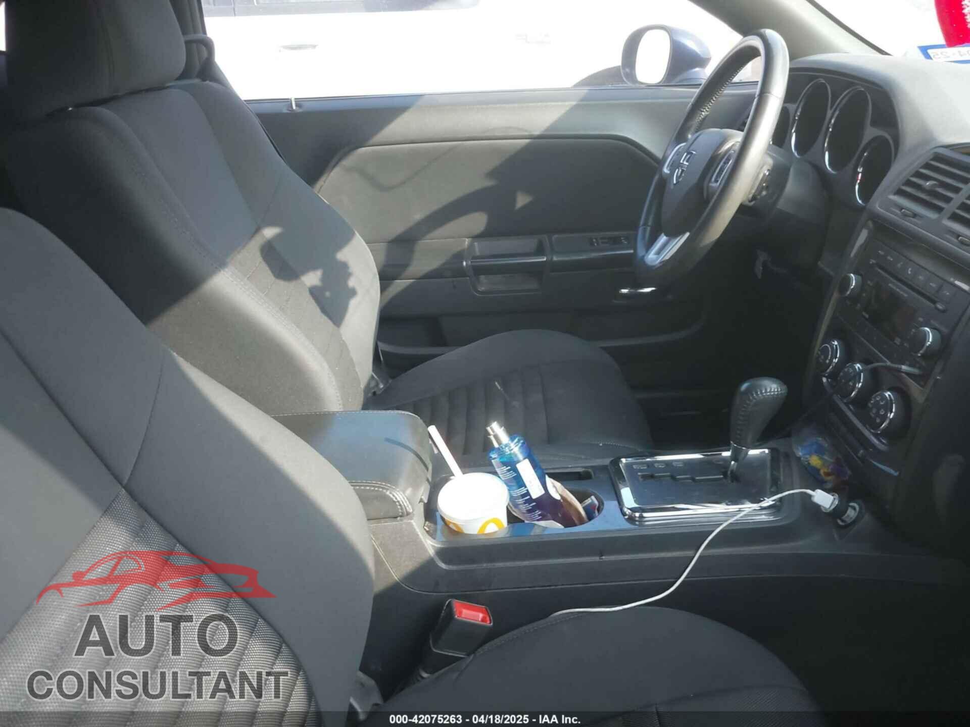 DODGE CHALLENGER 2014 - 2C3CDYAG8EH302199