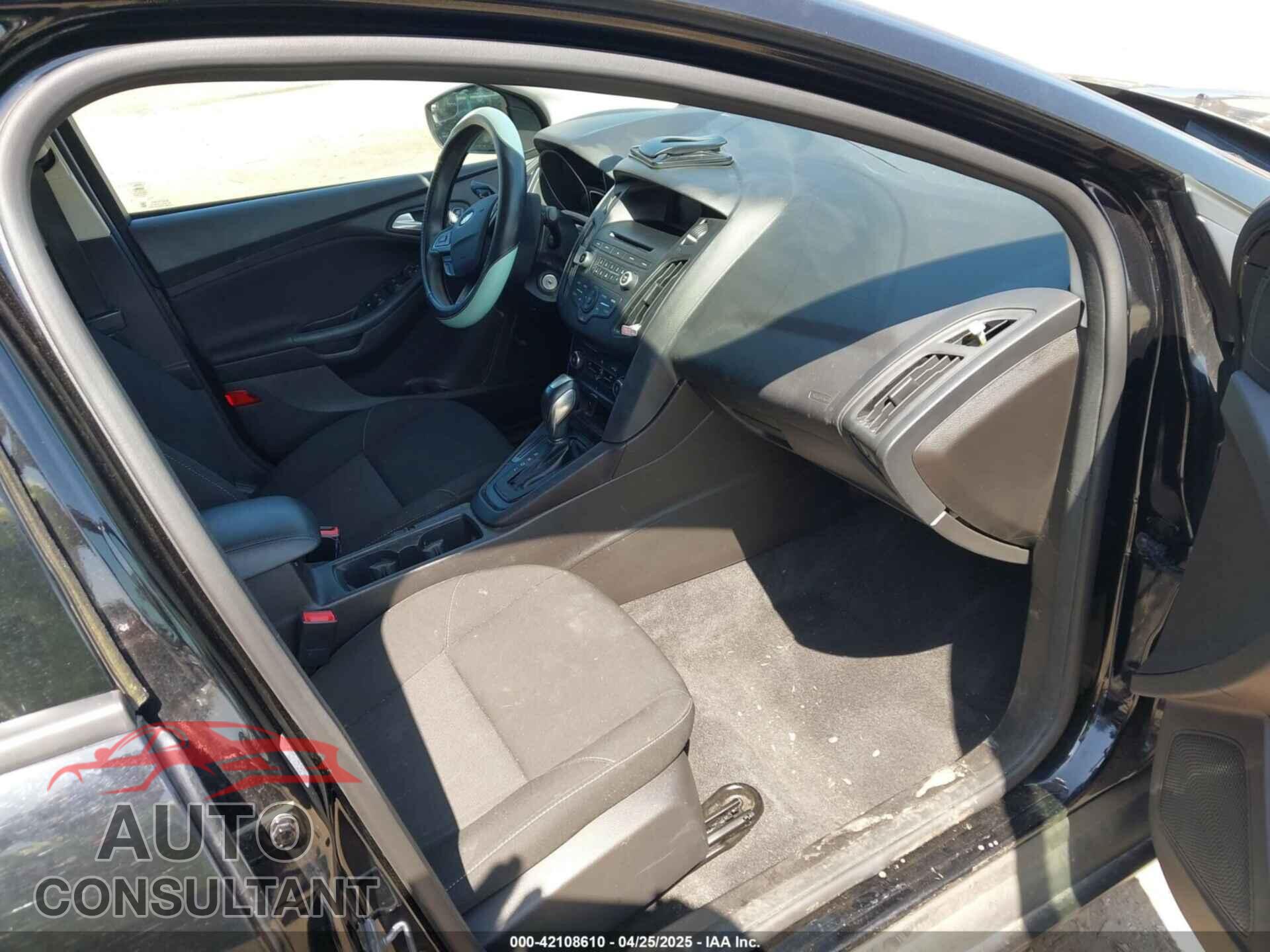 FORD FOCUS 2016 - 1FADP3F24GL373855