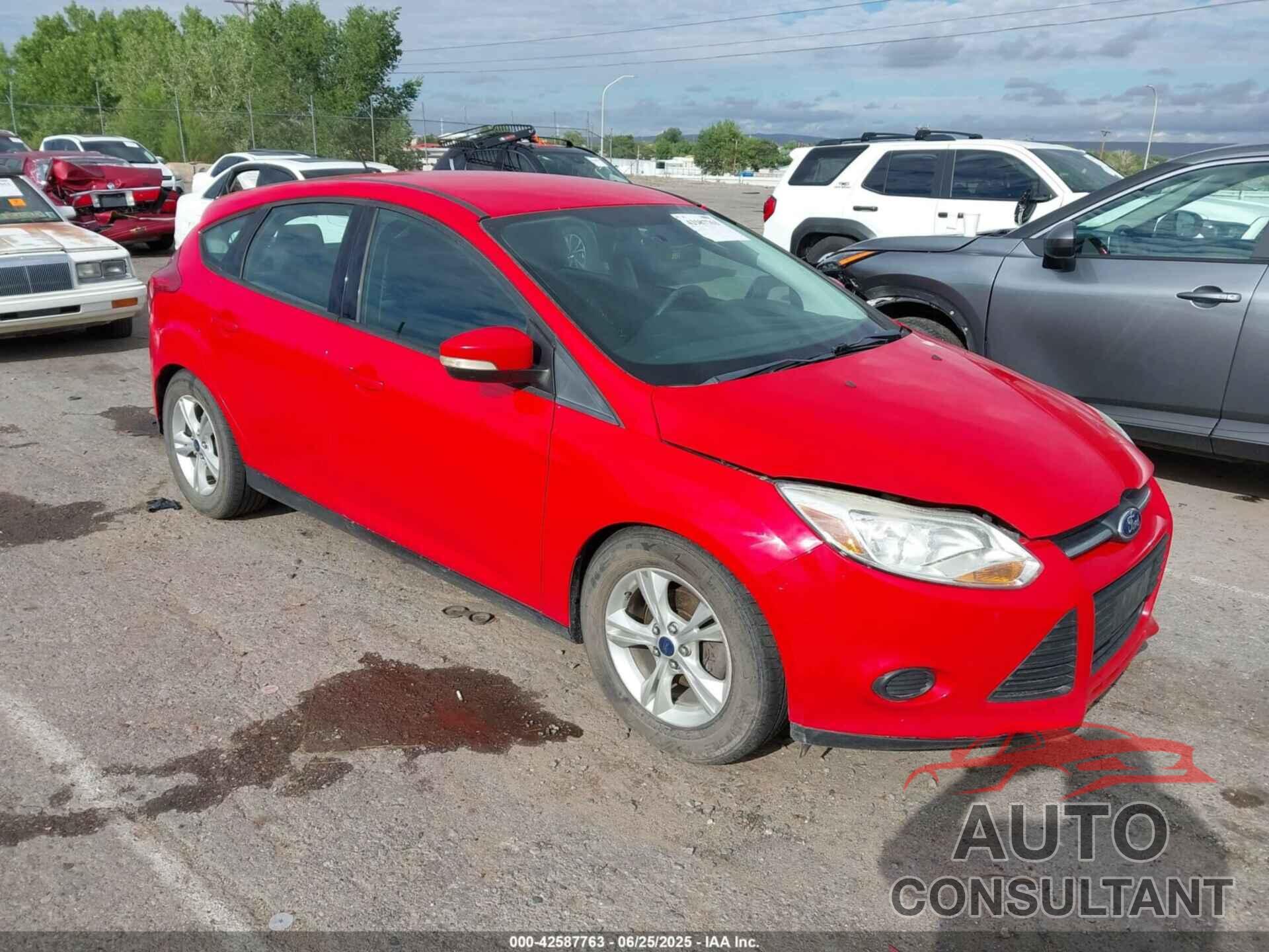 FORD FOCUS 2014 - 1FADP3K25EL266221