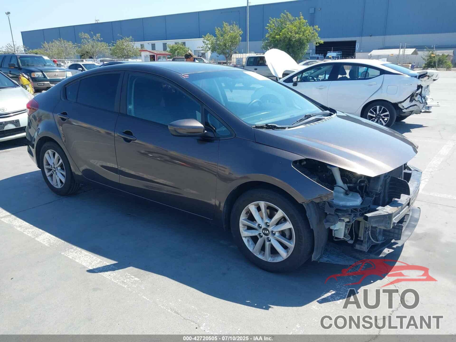 KIA FORTE 2017 - 3KPFL4A76HE006506