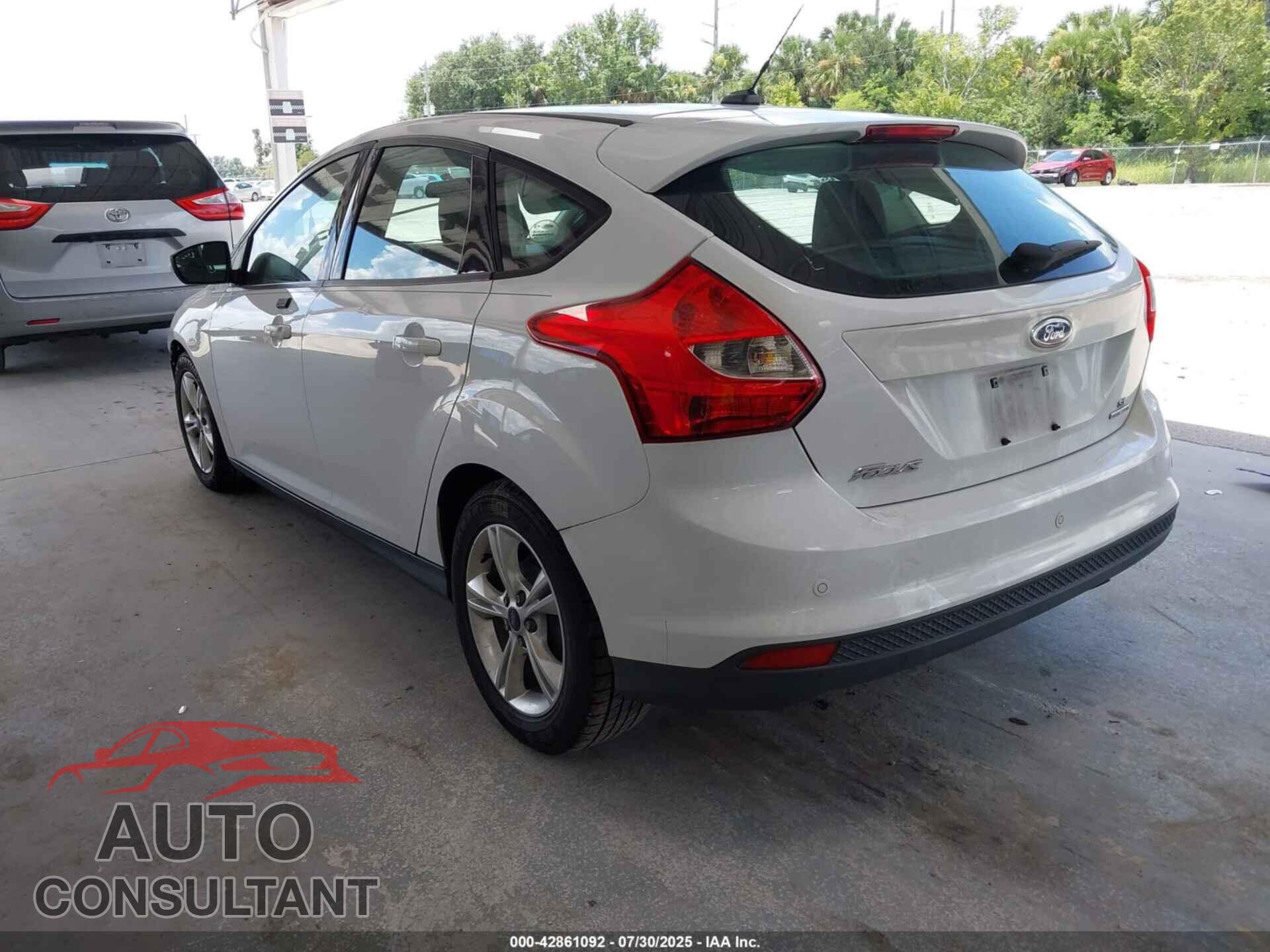 FORD FOCUS 2014 - 1FADP3K22EL360007