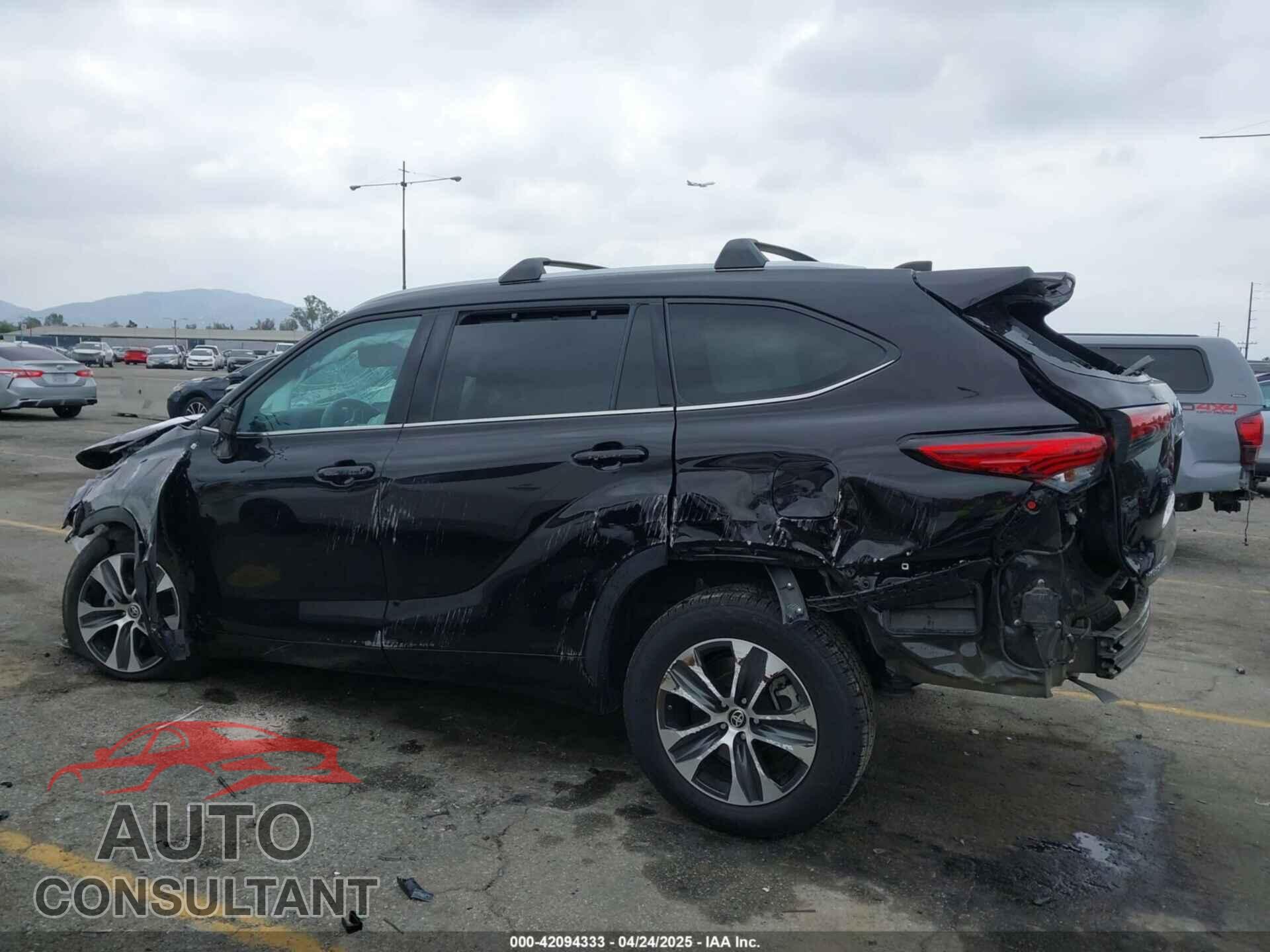 TOYOTA HIGHLANDER 2021 - 5TDHBRCH3MS036688